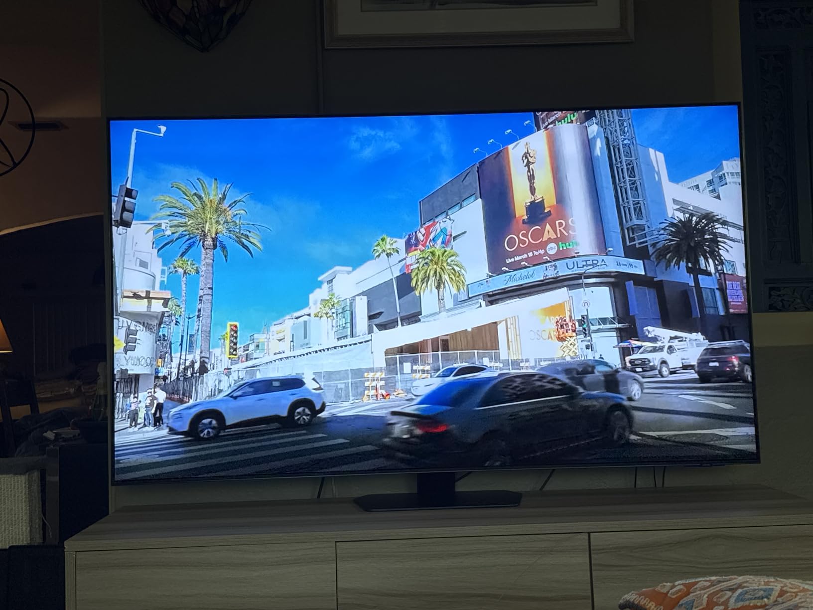 Samsung 85-Inch Class Neo QLED 4K QN90F Series, Vision AI, Mini LED Smart TV (2025 Model, 85QN90F) Neo Quantum HDR+, Object Tracking Sound+ w/Dolby Atmos, Glare Free, Gaming Hub, Alexa Built-in customer photo 2
