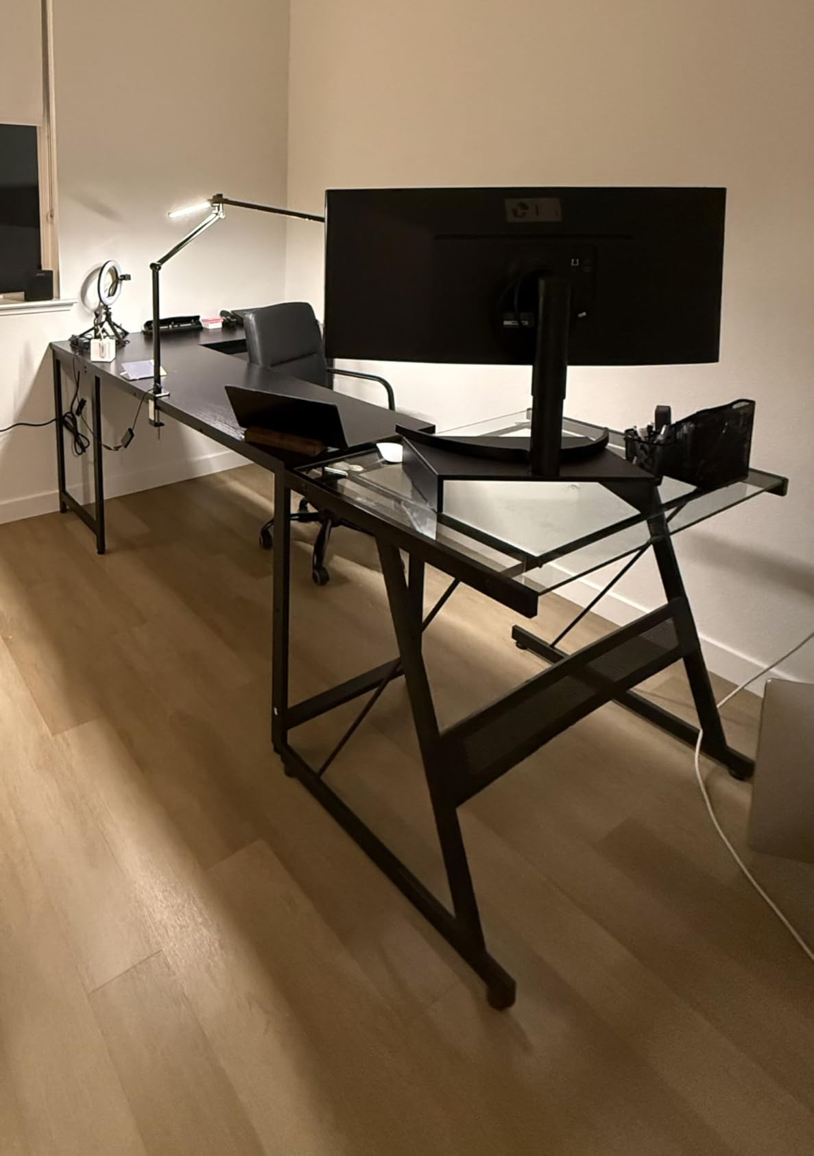 Huuger 63 Inch L Shaped Desk with Power Outlets and USB-C Port, 0.95 Inch Thicker Desktop, Reversible Computer Desk, Larger Office Corner Gaming Desk, Metal Frame, for Home Office, Study, Rustic Brown customer photo 1