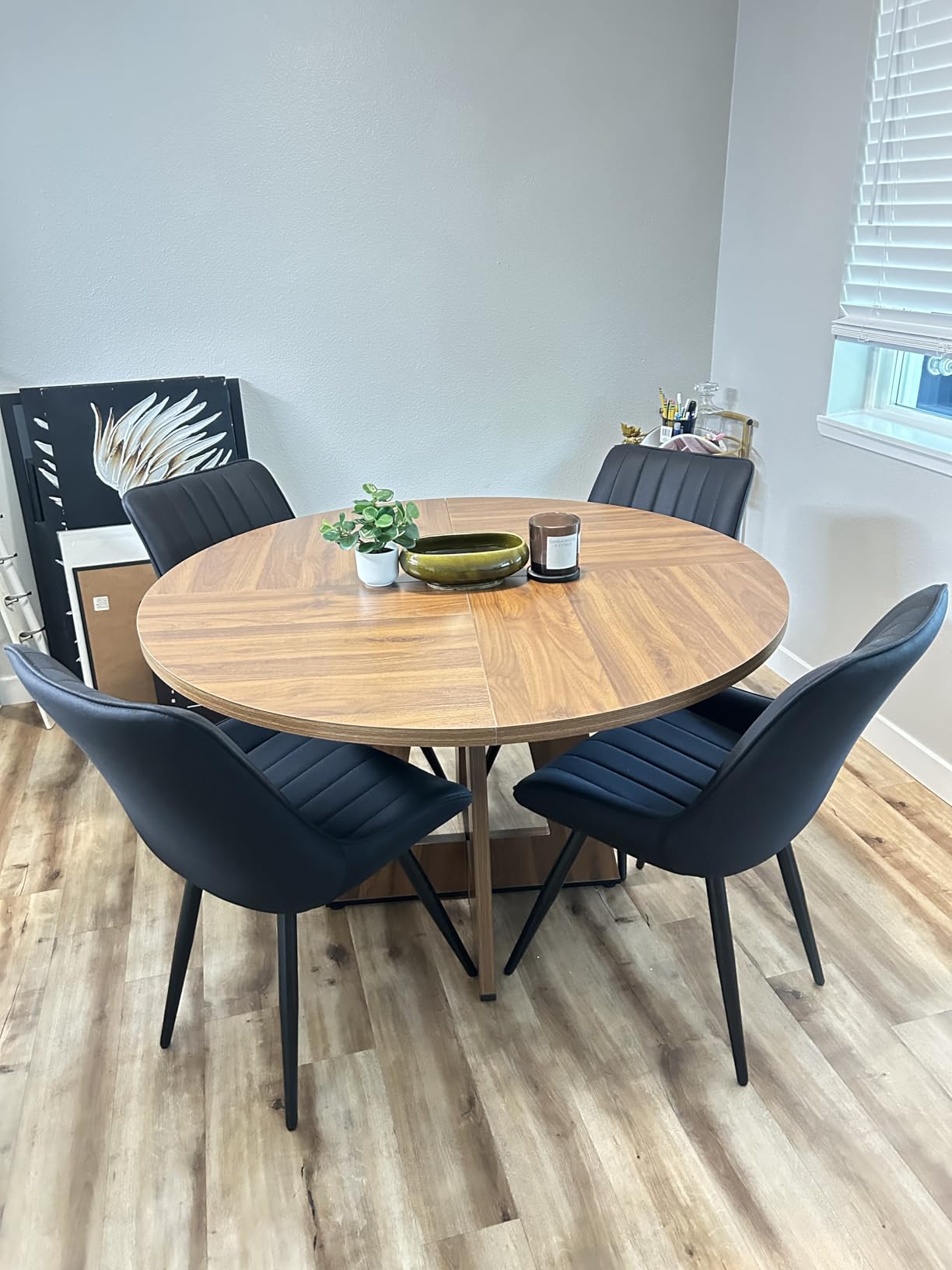 LITTLE TREE Round Dining Table for 4-6 People, 47 Inches Dining Room Table with Wooden Pedestal Base, Circle Kitchen Tables for Dining Room, Kitchen, Living Room, Oak customer photo 2