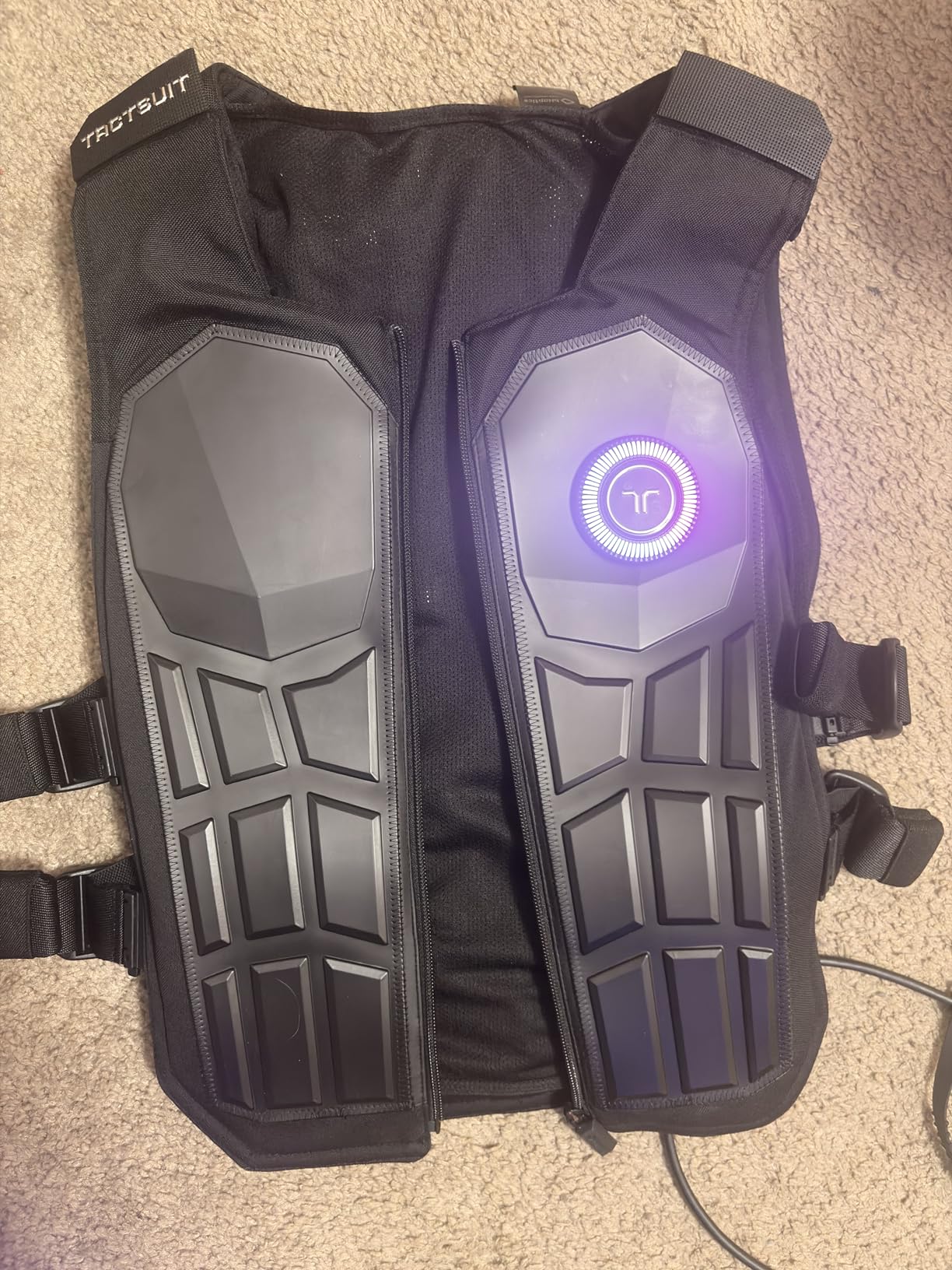 bHaptics TactSuit Pro - Immersive Haptic Vest for VR, PC Gaming, Audio-to-Haptics- 32 Feedback Motors and Mesh Lining customer photo 5