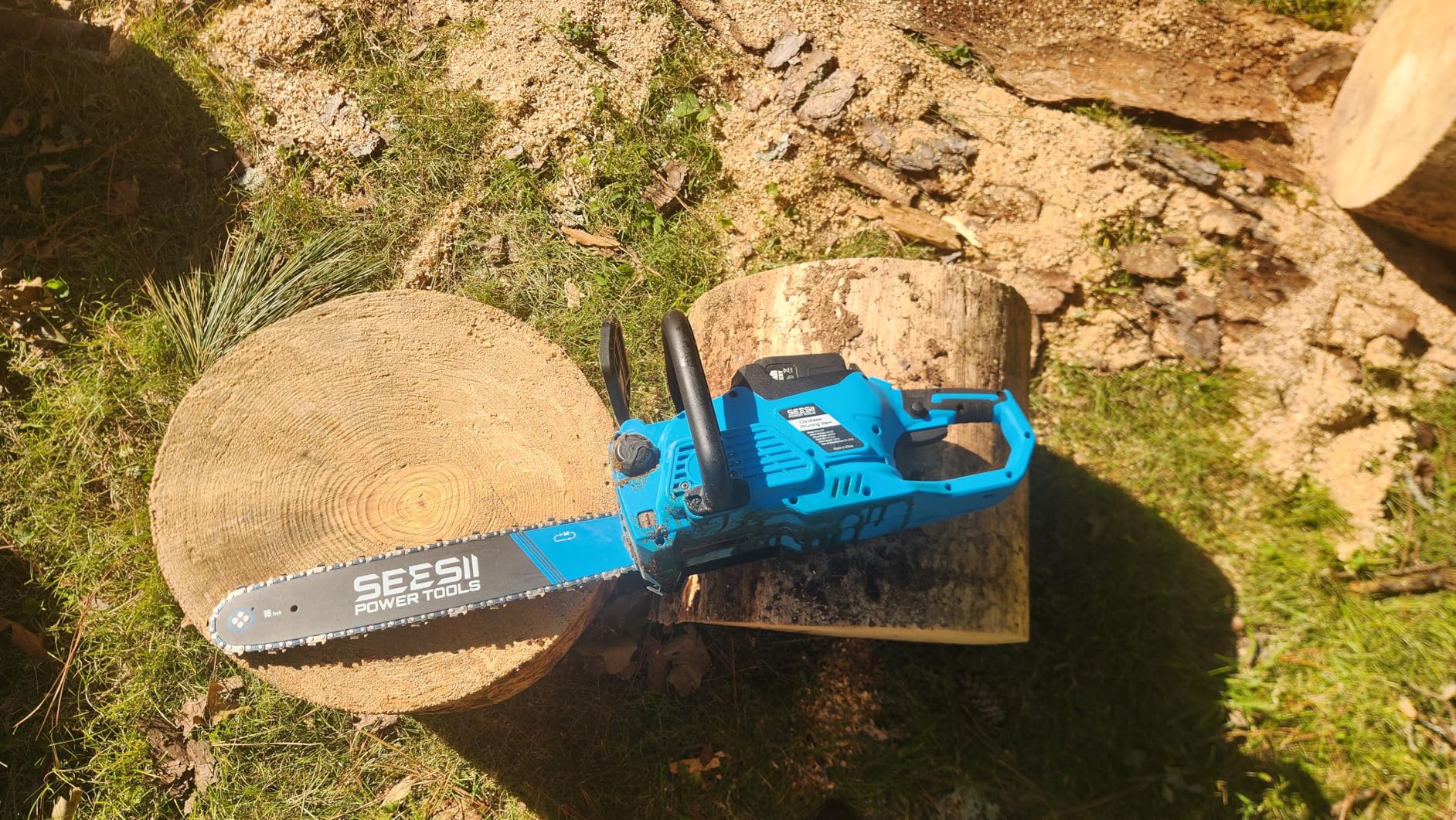 SEESII 40V 16-Inch Cordless Chainsaw: Brushless Electric Chain Saws with 2x4.0Ah Batteries & Charger, Tool-Free Chain Tension, Auto Oiling customer photo 1