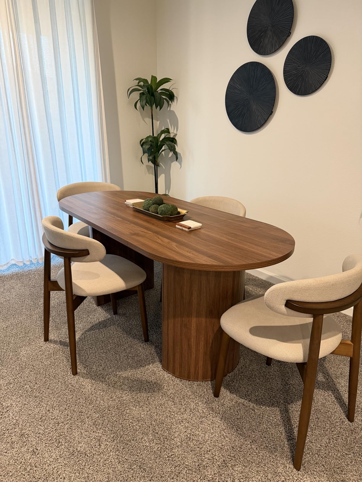 41 in-78 in Extendable Dining Room Table for 4-8, Round Expandable Kitchen Table with Fluted Base, Modern Farmhouse Oval Dinner Tables customer photo 1