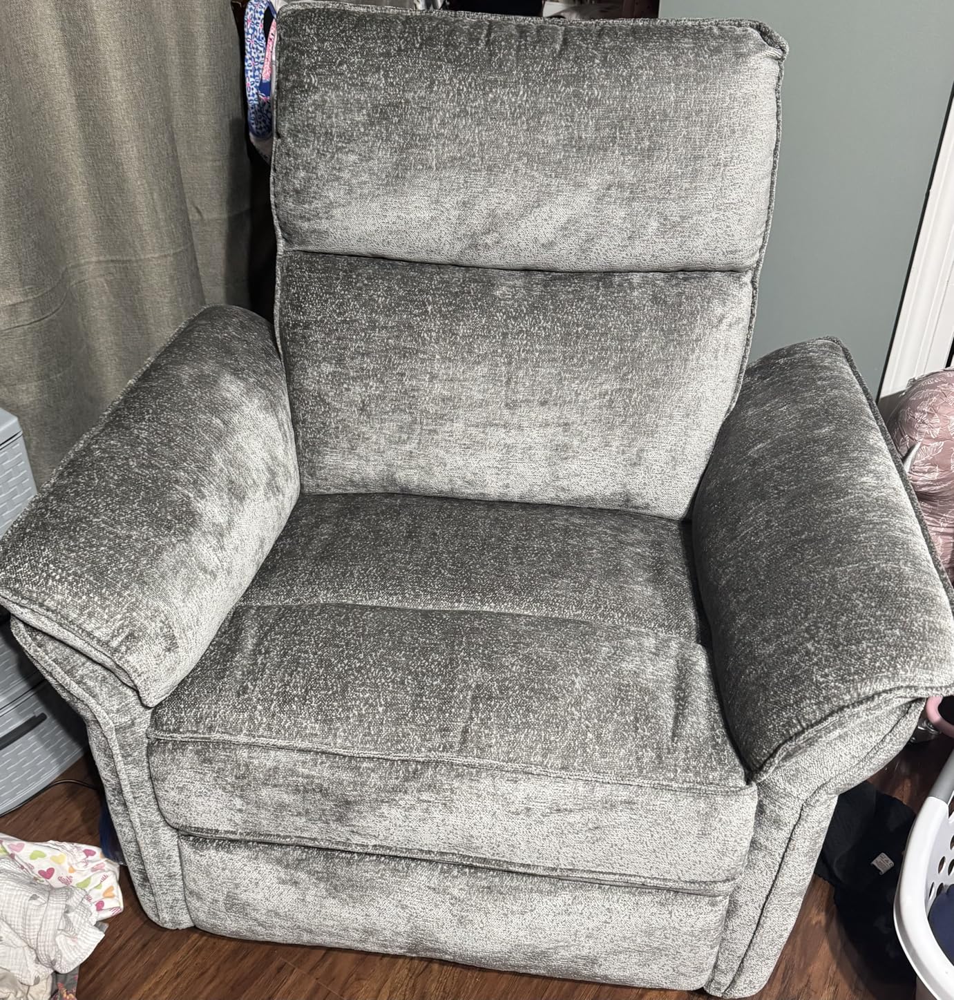 Oversized Power Recliner Chair Swivel Glider with Massage and Heat, Rocker Nursery Recliner for Adults with Adjustable Headrest, 26