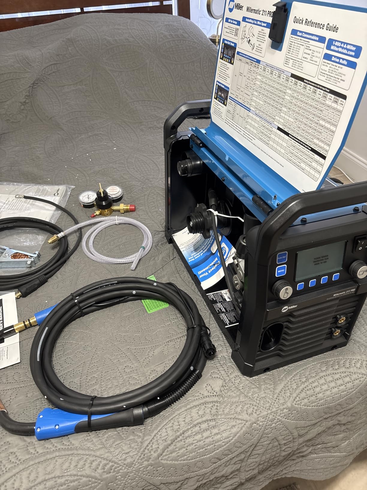 Millermatic 211 PRO MIG Welder Machine - Dual-Voltage Portable Flux Core Welder with Auto-Set & Spool Gun Detection customer photo 1