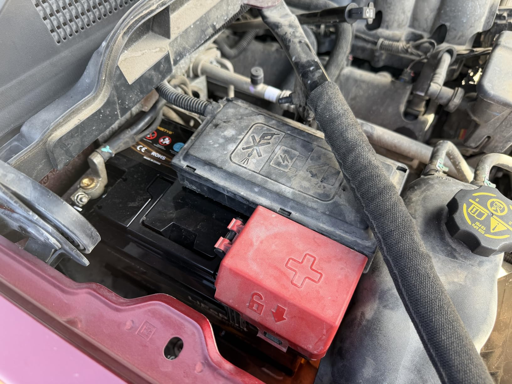 GROUP 94R LiFePO4 12.8V 80AH 1024WH Car Battery with 1800CCA Lithium Battery High-Performance Automotive Battery customer photo 1