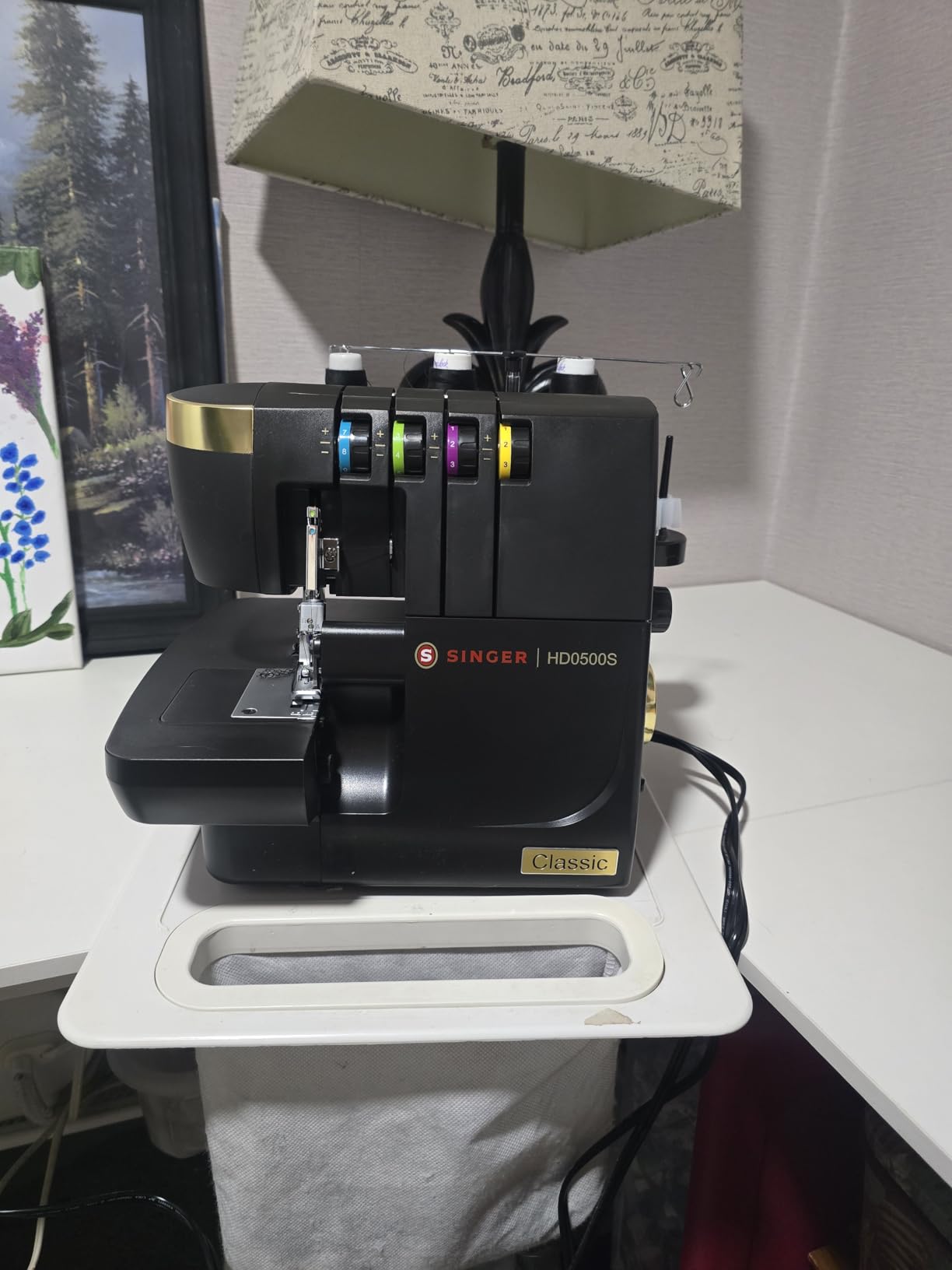 SINGER HD0500S Heavy Duty Serger Overlock Sewing Machine, Classic Black | 2/3/4 Thread, 6 Stitch Types, 1300 Stitches/Min, LED Light, Free Arm, Differential Feed, Metal Frame customer photo 1