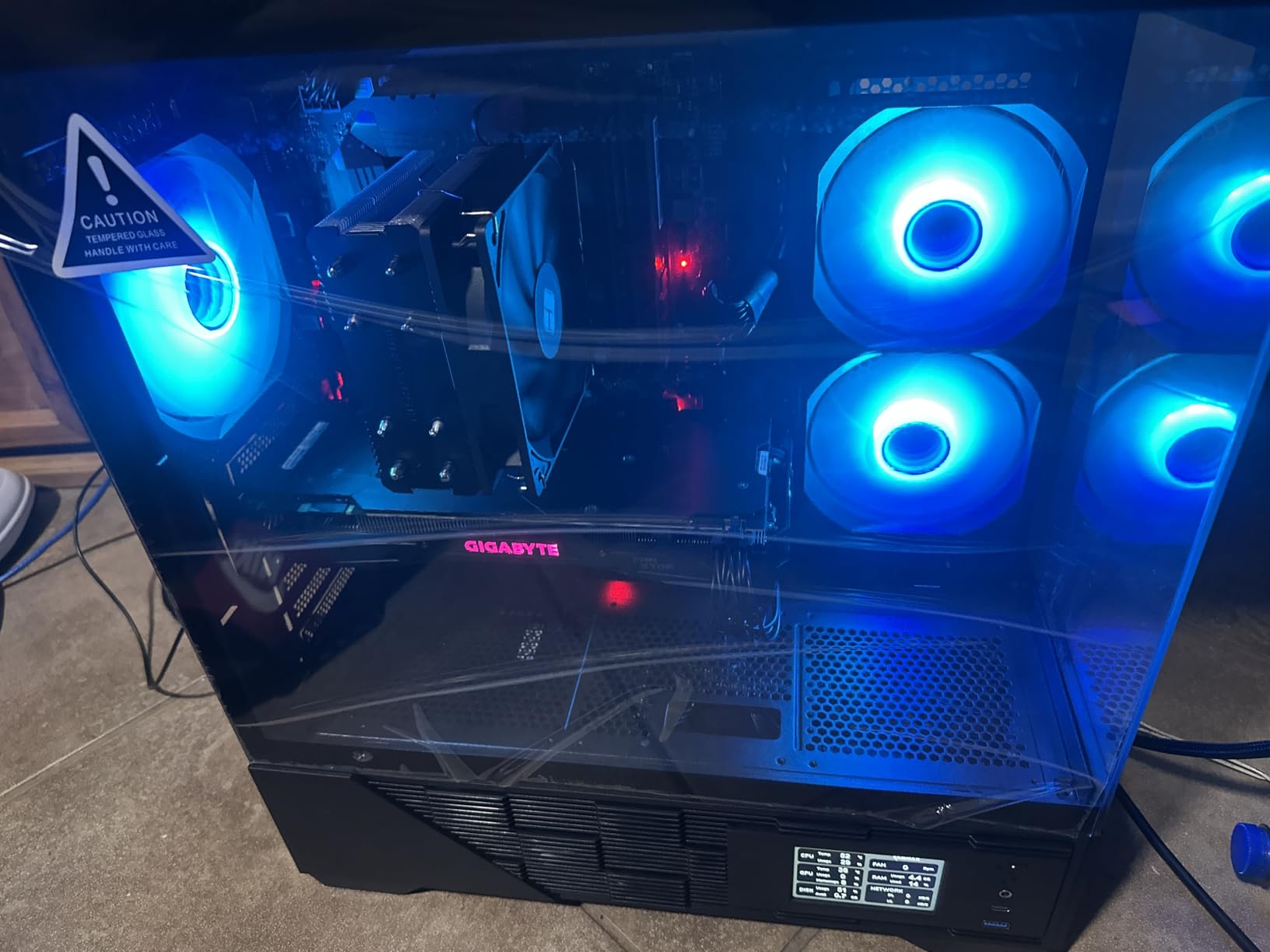 RAIDMAX i803 Premium ATX Gaming PC Case, Panoramic Tempered Glass, Built-in LCD Display Panel, Pre-Installed ARGB Fans, Dual Chamber Mid Tower, Supports 400mm GPU / 360mm Radiator (Case Only) customer photo 1