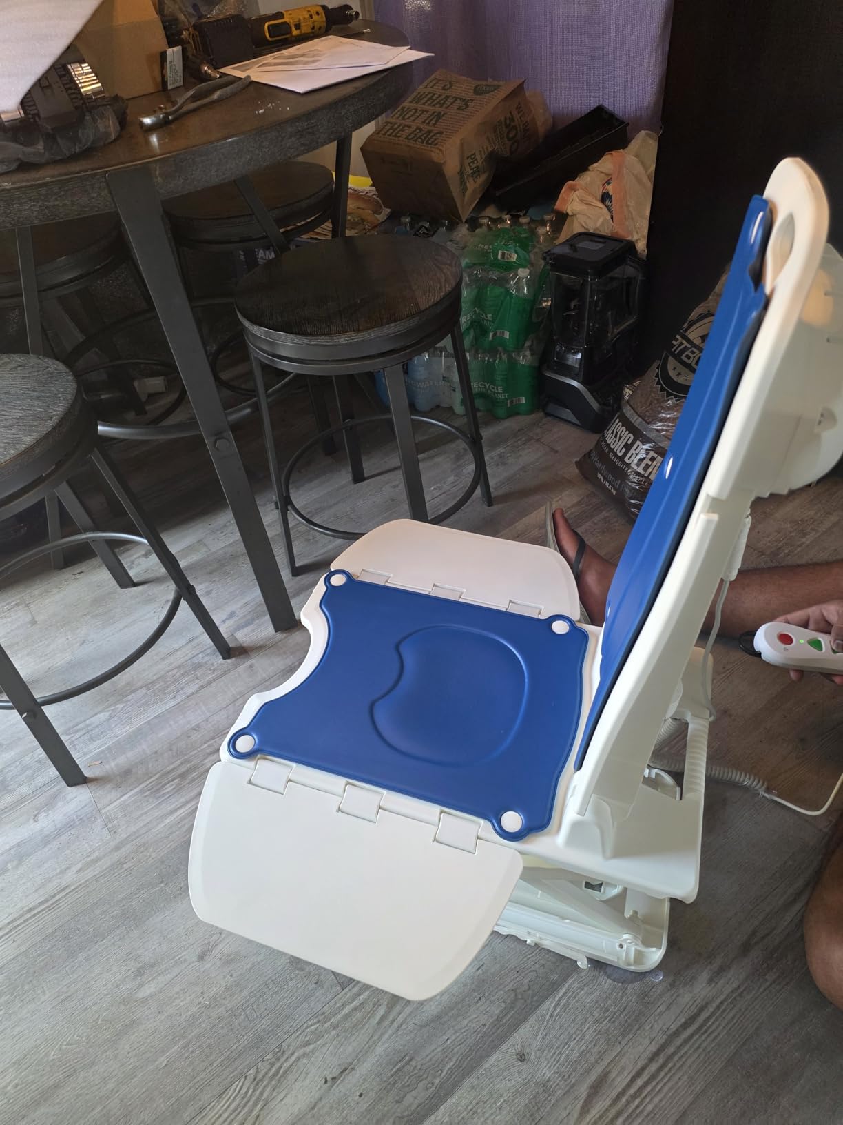 Pterying Electric Chair Lift for Elderly, Floor to Chair Transfer Aid, IPX8 Waterproof customer photo 1