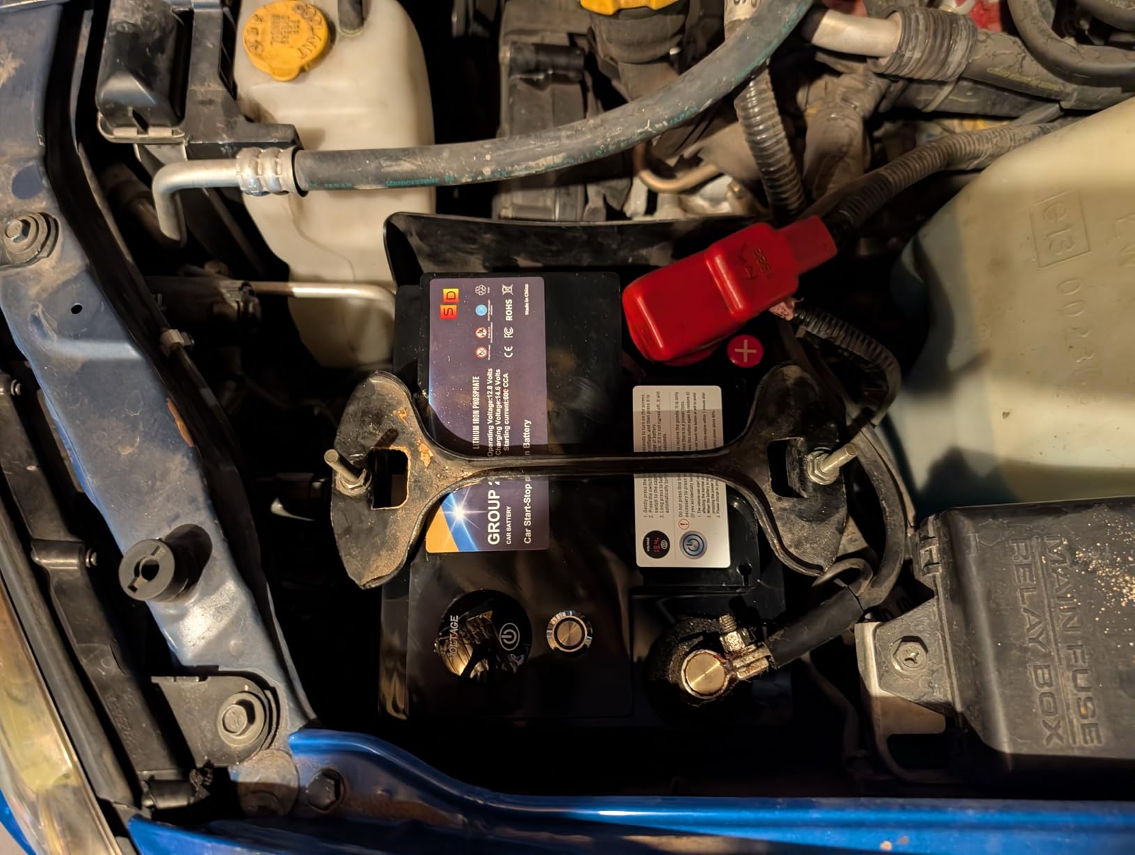 Lithium Car Battery 12V Group 26 512WH 600CCA LiFePO4 Start and Stop Automotive Battery For Car, Dimensions 8.14