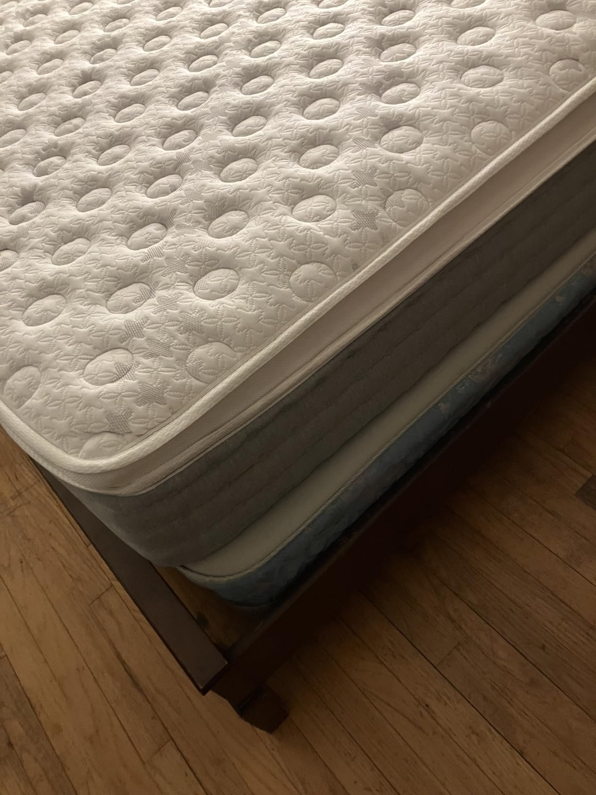Sleepmax Queen Mattress 14 Inch - Hotel-Collection Hybrid Mattress Pain Relief - Extra Lumbar & Hip Support - Cooling Gel Bed in a Box Spine Alignment - CertiPUR-US, Fiberglass-Free, 365-Night Trial customer photo 2