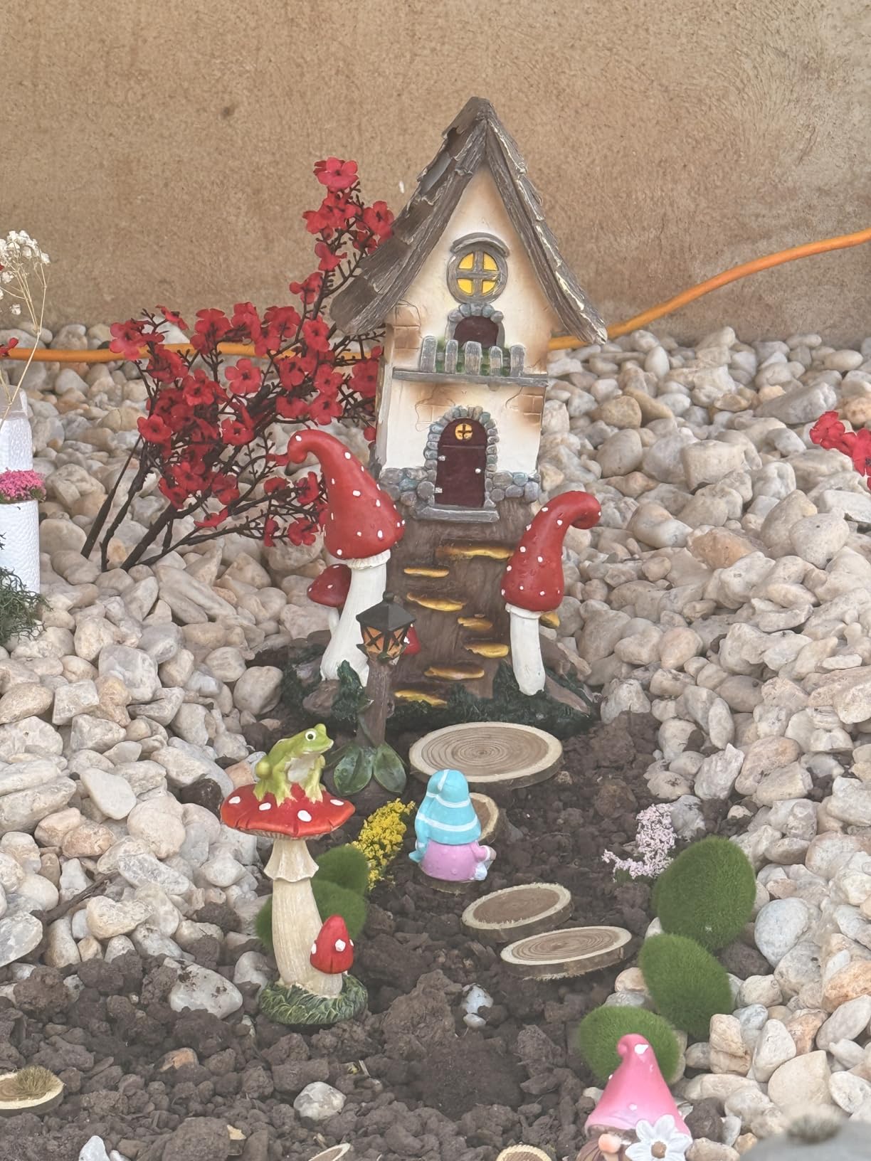 Draupnir 129 Pcs Static Grass Tuft Model Flower Vegetation Groups Self Adhesive Artificial Model Miniature Flowers Cluster for Train Landscape Terrain Railway Scenery Sand customer photo 1