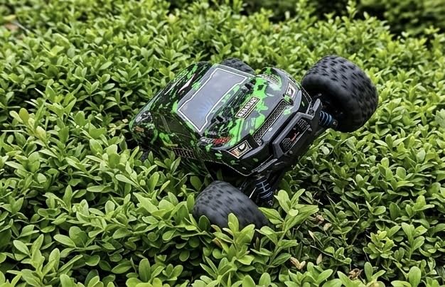 TENSSENX 1-18 Scale All Terrain RC Cars, 40KPH High Speed 4WD Remote Control Car with 2 Rechargeable Batteries, 4X4 Off Road Monster Truck, 2.4GHz Electric Vehicle Toys Gifts for Kids and Adults customer photo 1