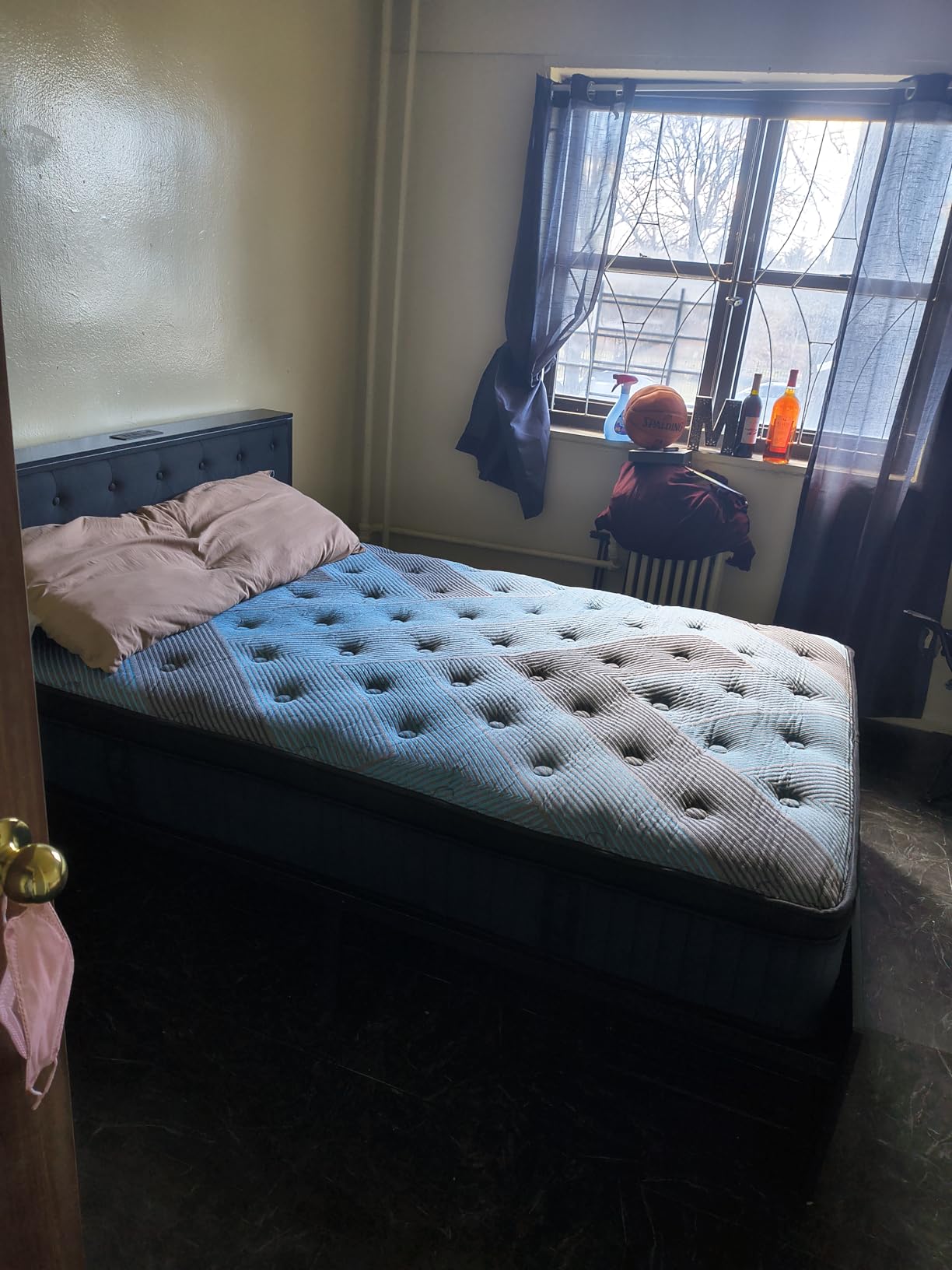 12 Inch Queen Mattress with Breezpet Layer, Queen Size Memory Foam Mattress, Enhanced Support & Comfort, Cooling & Back Pain Relief, CertiPUR-US, Fiberglass-Free Suitable for Over 230 lbs customer photo 2