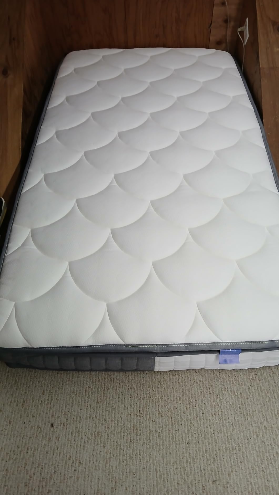 King Mattress 14 Inch, (2026 Upgraded) Luxury Hybrid Mattress in a Box, Medium Plush Memory Foam for Side & Back Sleepers customer photo 2