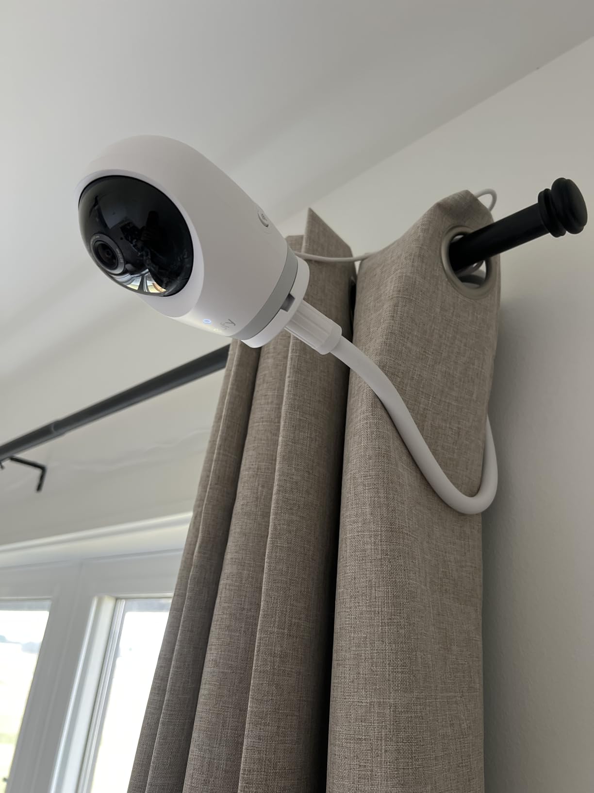 eufy Security E21 Baby Monitor with 4K UHD Camera, 5'' 720p Screen, Pan-Tilt and 8x Zoom, Dual Wi-Fi/Local Connection, 24/7 App Recording, Portable Built-in Battery-Powered Camera, ANR customer photo 1