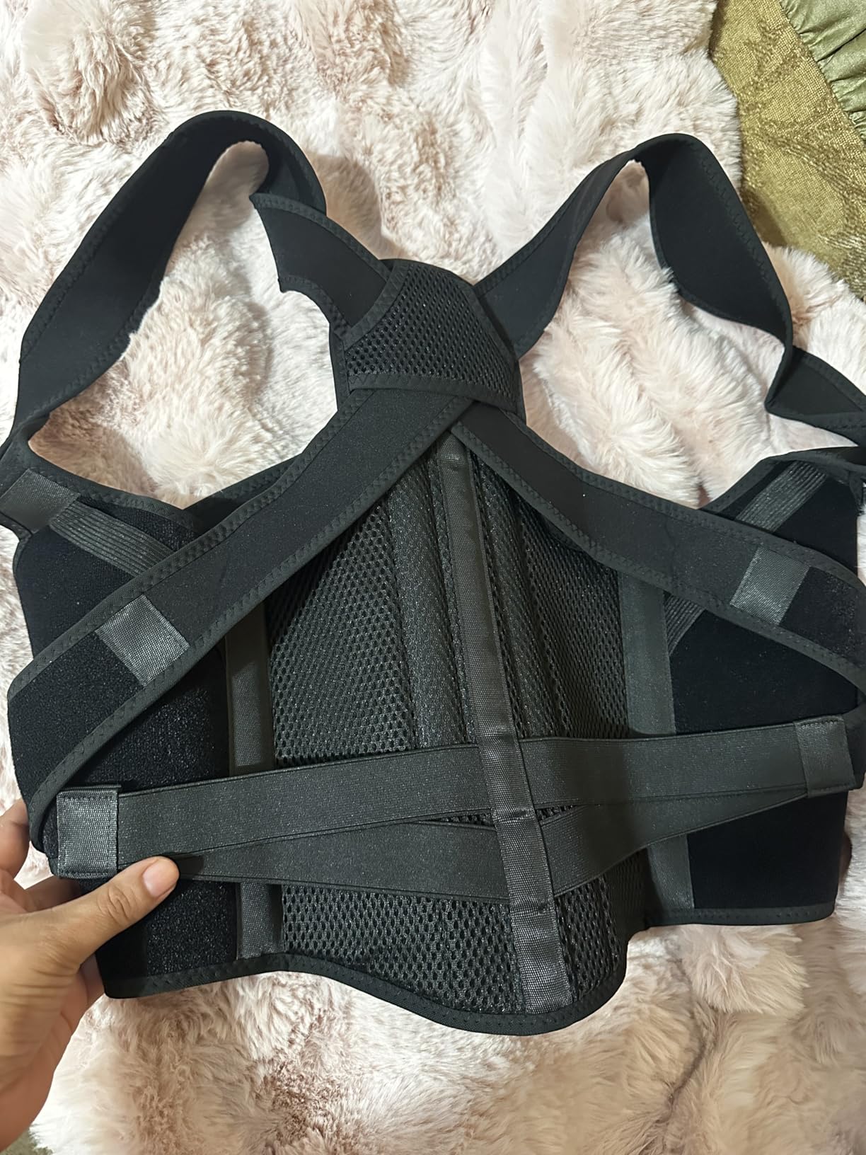 Posture Corrector for Women & Men, Upgraded Dynamic Traction Correction System - Helps Reduce Upper & Lower Back Pain, Suitable for Scoliosis, Hunchback & Thoracic Spine Issues, Relieves Muscle Tension & Fatigue Caused by Poor Posture customer photo 1