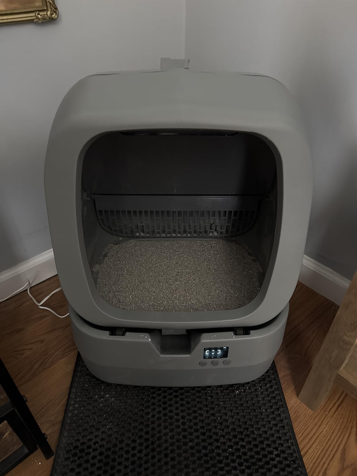 UPFAS Automatic Cat Litter Box Self Cleaning - APP Control - Weight Monitoring - Ultra-Quiet customer photo 2