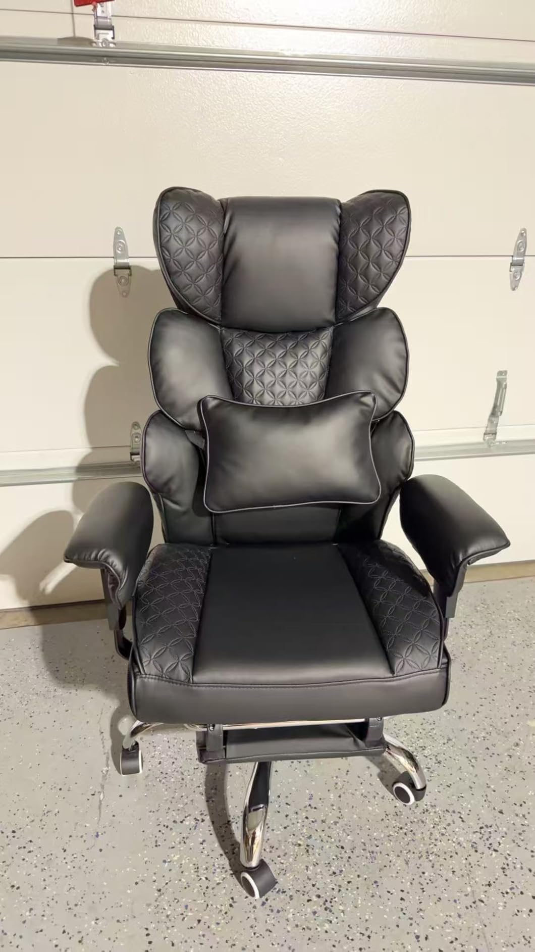 COMHOMA Big and Tall Office Chair with Upgrade Footrest, Heavy Duty Gaming Chair High Back Executive Chair with Spring Lumbar Support for Lower Back Pain Relief, 150°Reclining Adjustable Armrests customer photo 1