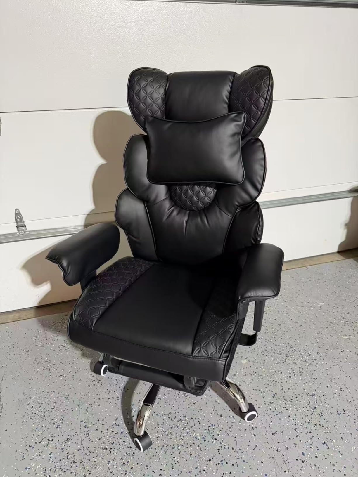 COMHOMA Big and Tall Office Chair with Upgrade Footrest, Heavy Duty Gaming Chair High Back Executive Chair with Spring Lumbar Support for Lower Back Pain Relief, 150°Reclining Adjustable Armrests customer photo 2