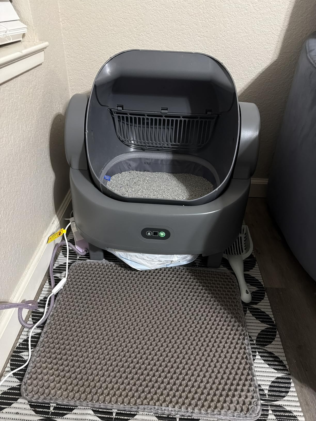 Automatic Litter Box, Open Top Large Self Cleaning Cat Litter Box for Multiple Cats, with APP Control/Multiple Safety Sensors/Trash Bag/Litter Mat customer photo 1