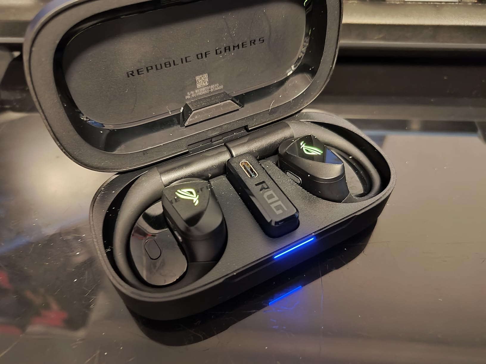 ASUS ROG Cetra Open Wireless Open Ear Earbuds - Dual-Mode (BT/2.4GHz), Quad AI Noise-Canceling Mic, Low Latency, 16H Playtime, IPX5 Water Resistant, for Daily/Workout/Outdoor/Gaming Use - Black customer photo 1