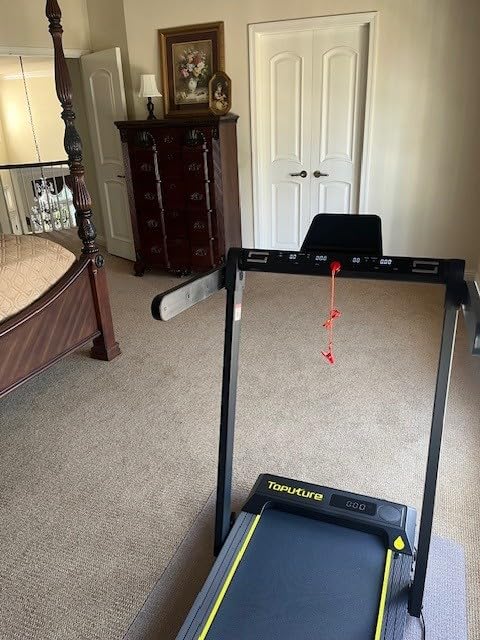 TOPUTURE Walking Pad Treadmill with 12% Incline, 4 in 1 Foldable Treadmill with Handle Bar for Home/Office customer photo 2