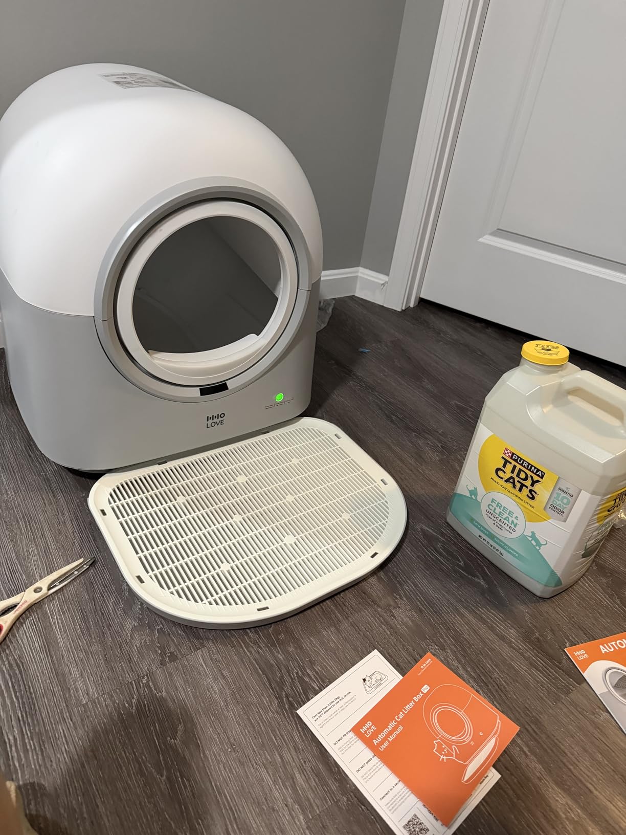 HHOLOVE Self Cleaning Litter Box Automatic with Safety Sensors, Odor Control, Real-Time Health & Weight Monitor customer photo 2