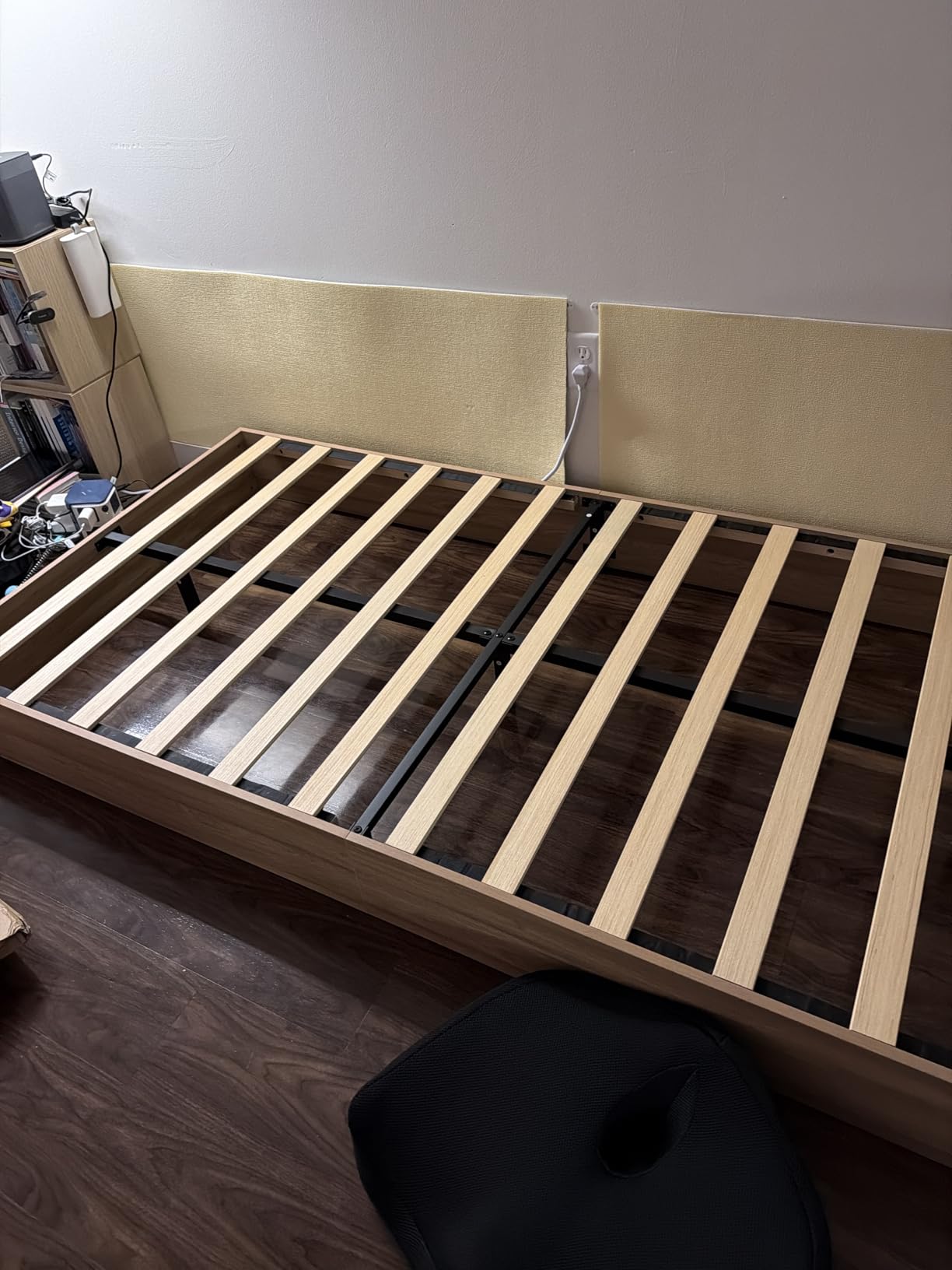 GarveeHome Queen Size Wood Platform Bed Frame with 2 Storage Drawers, Wooden Bed Frame Without Headboard, Wood Slat Support, No Box Spring Needed, Easy Assembly customer photo 1
