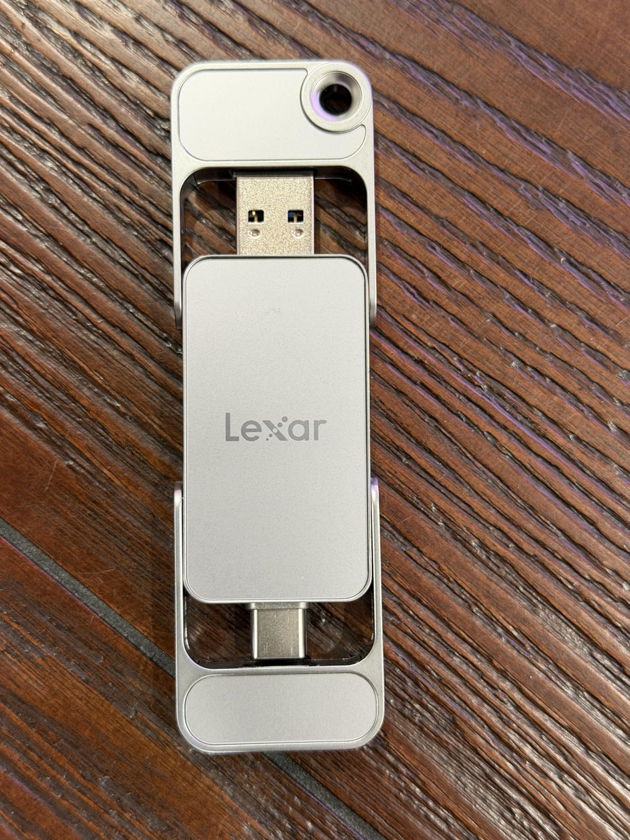 Lexar D70E 1TB Dual Drive External SSD, Up to 2000MB/s Read and 1800MB/s Write customer photo 1