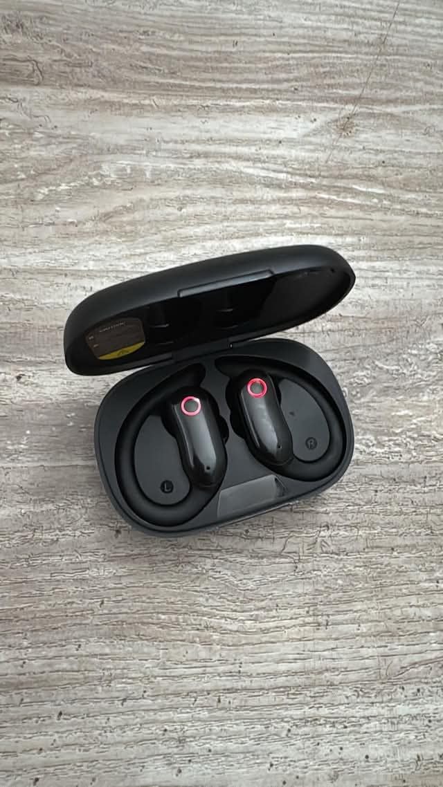 GNMN Active Noise Cancelling Ear Buds Wireless Earbuds 96hrs Playback Bluetooth Headphones Dual Battery Display Stereo Bass Earphones with Earhooks Microphone IPX7 Waterproof for Sports/Running/Workout customer photo 1