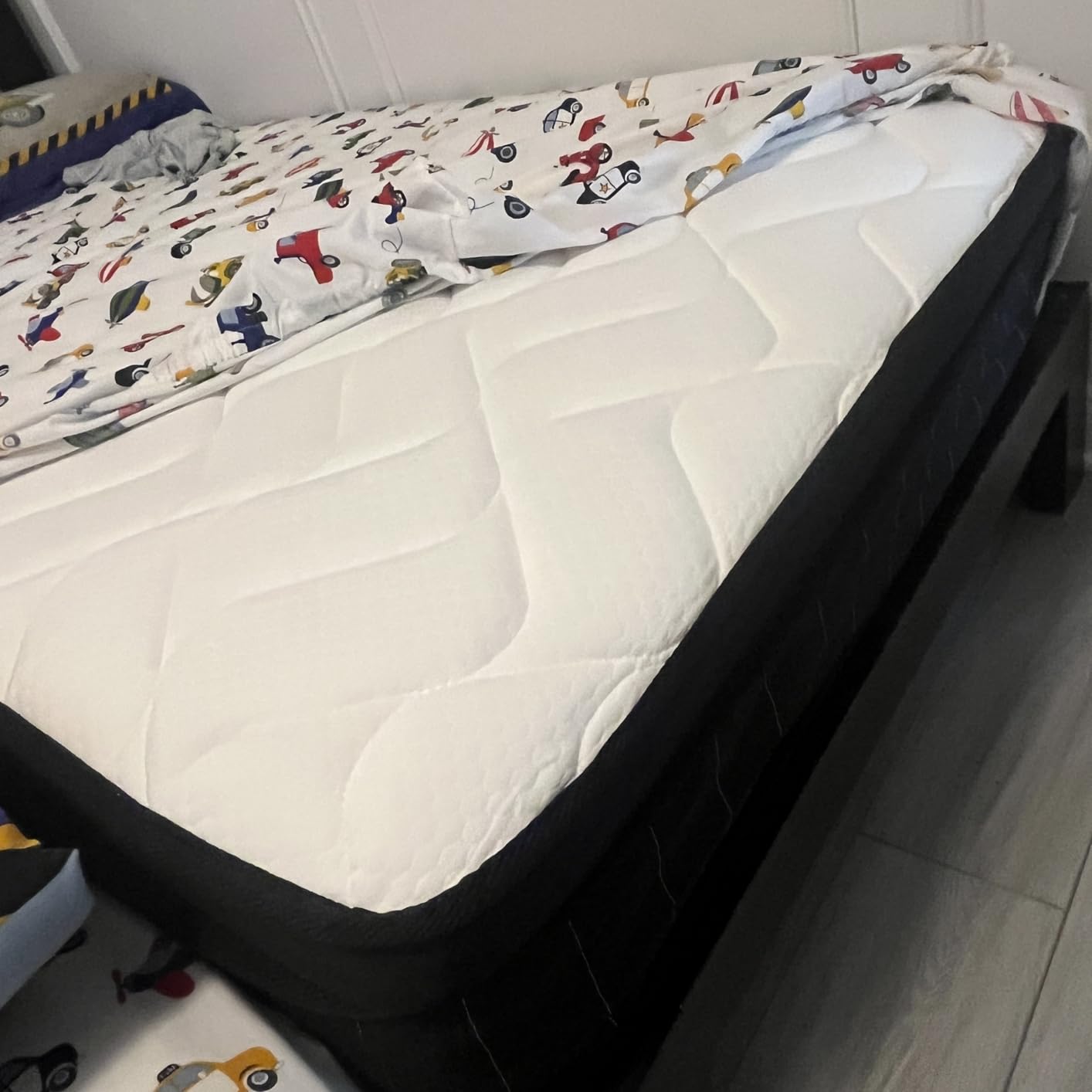 Moccona 12 Inch Queen Size Mattresses, Memory Foam Hybrid Mattress in a Box with Independent Spring customer photo 2
