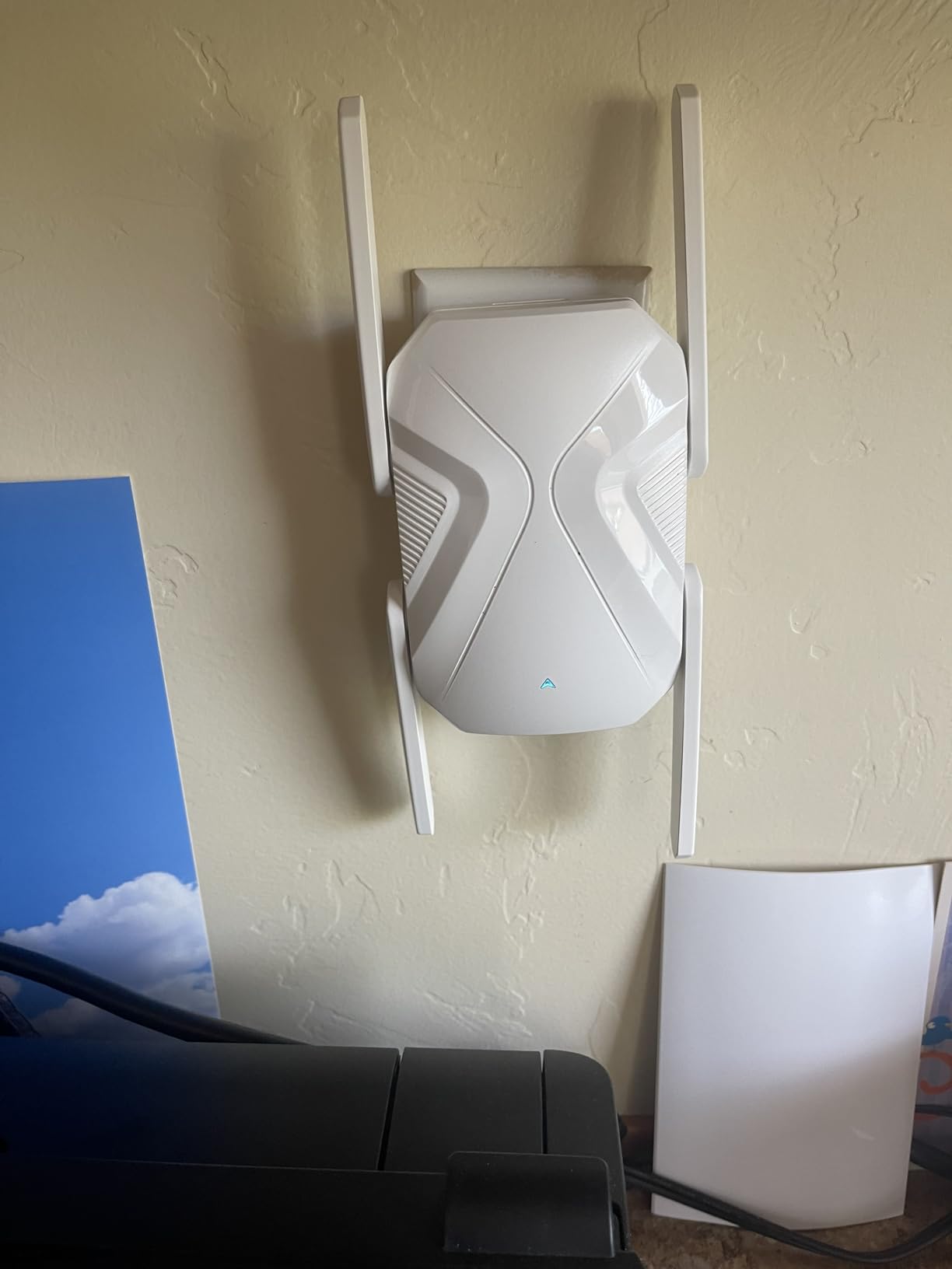 2026 WiFi Extender Internet Booster, 10000 Sq.ft Long Range Repeater Wireless Routers Amplifier, Mesh Wi-Fi 80% Faster | Broader Than Ever, Support More Network Devices at Home, 1-Tap Setup customer photo 2