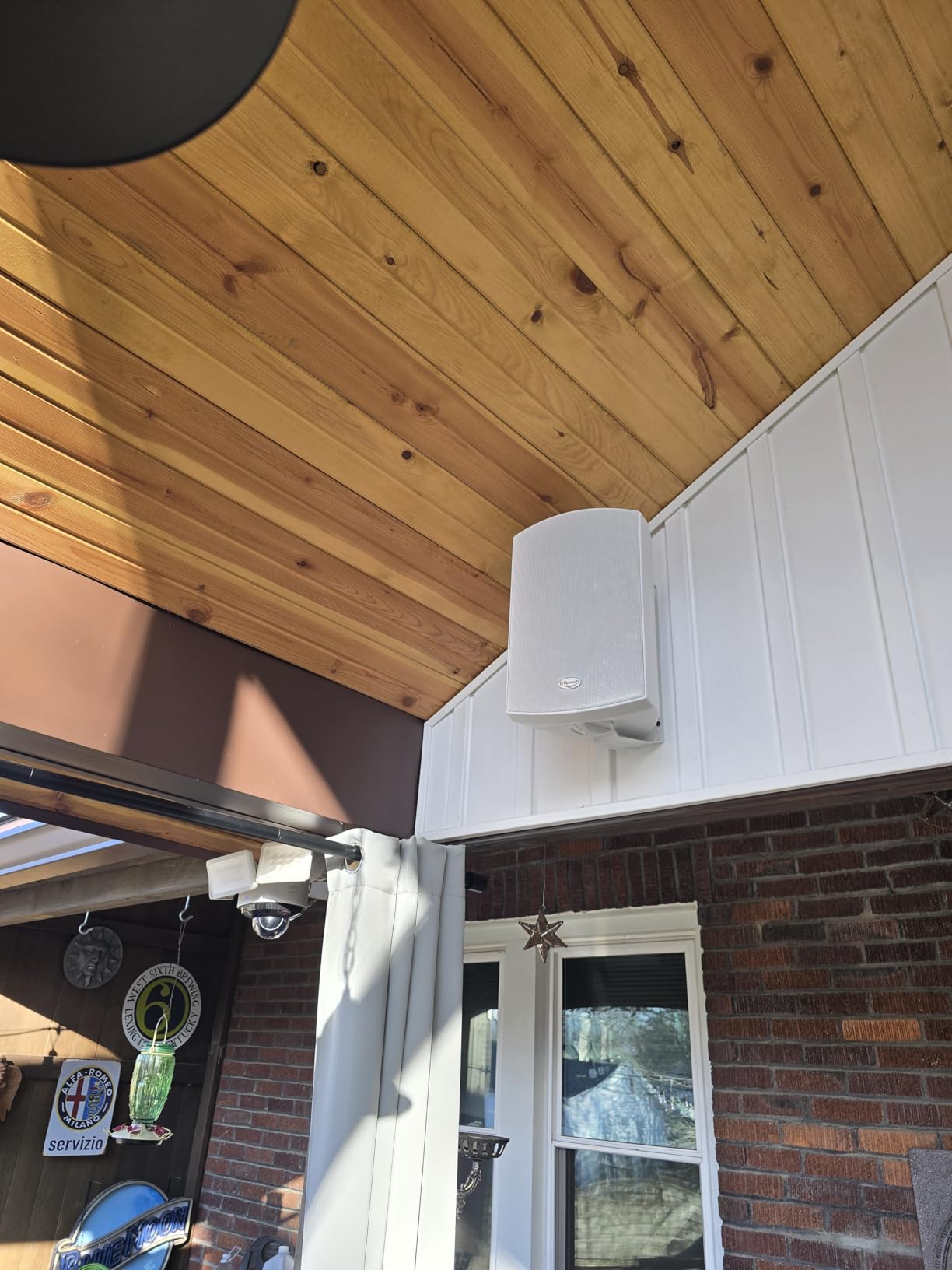 Klipsch AW-650 Indoor/Outdoor Speaker - White (Pair) customer photo 1