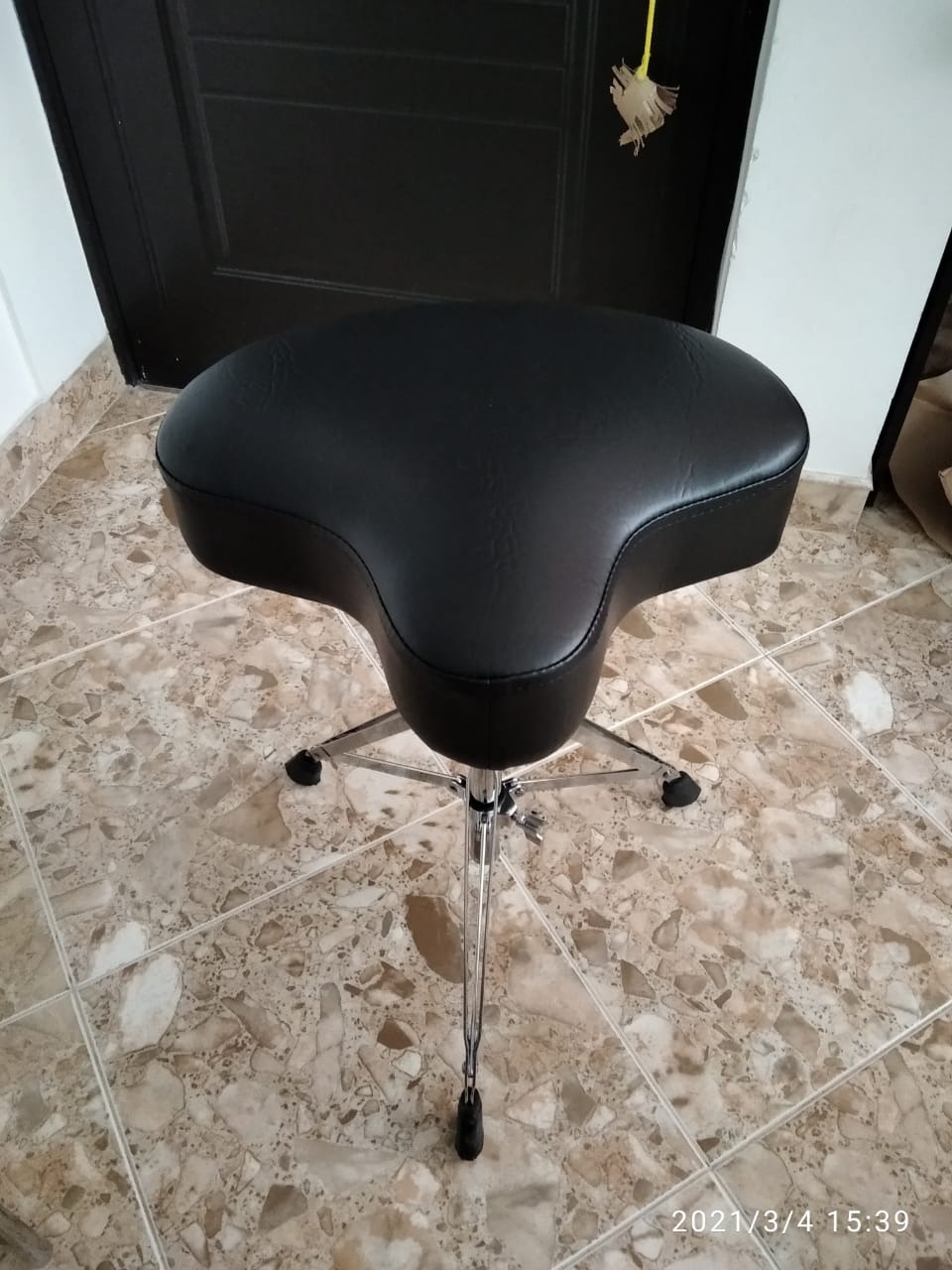 Gibraltar Drum Throne with Adjustable Height Motorcycle-Style Seat, Double-Braced Legs, Sturdy Drum Stool for Drummers (6608) customer photo 2