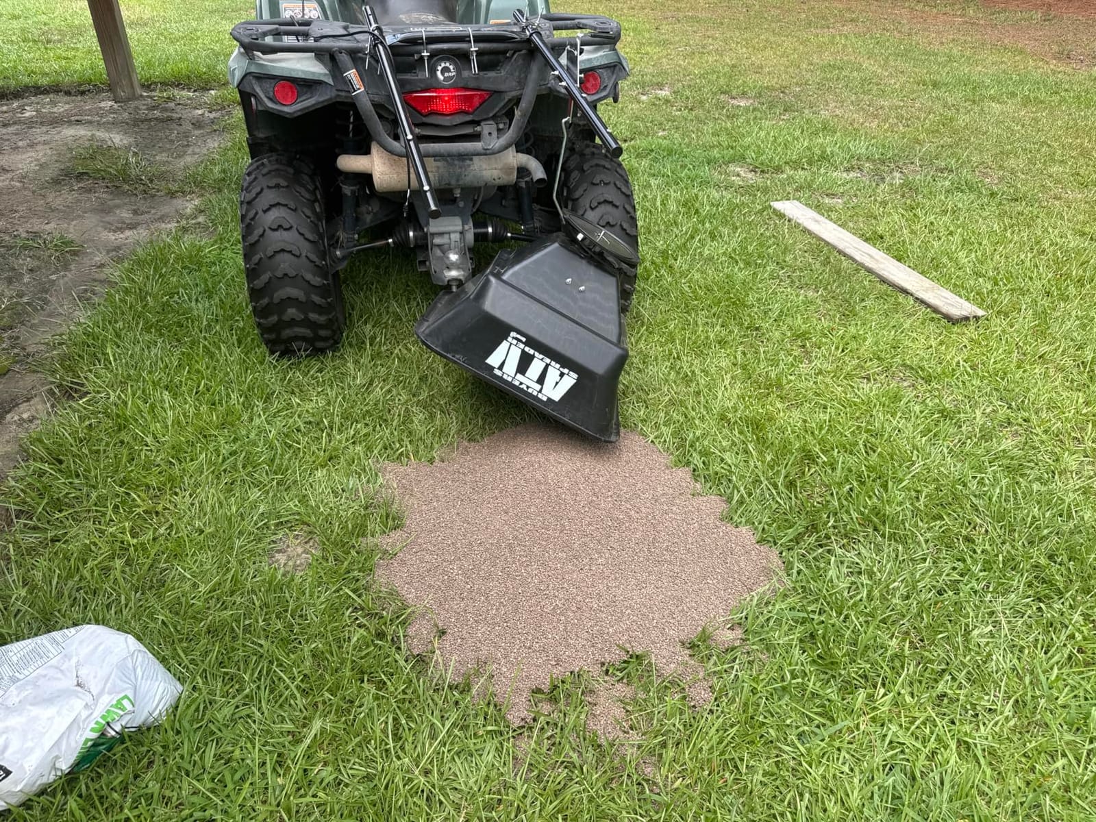 Buyers Products ATVS100 ATV Broadcast Spreader with Rain Cover, 100 lb Capacity, Rear Rack Mount, Poly Hopper, 12V Motor, for Seed, Fertilizer, Salt & Feed, All Season Use customer photo 1