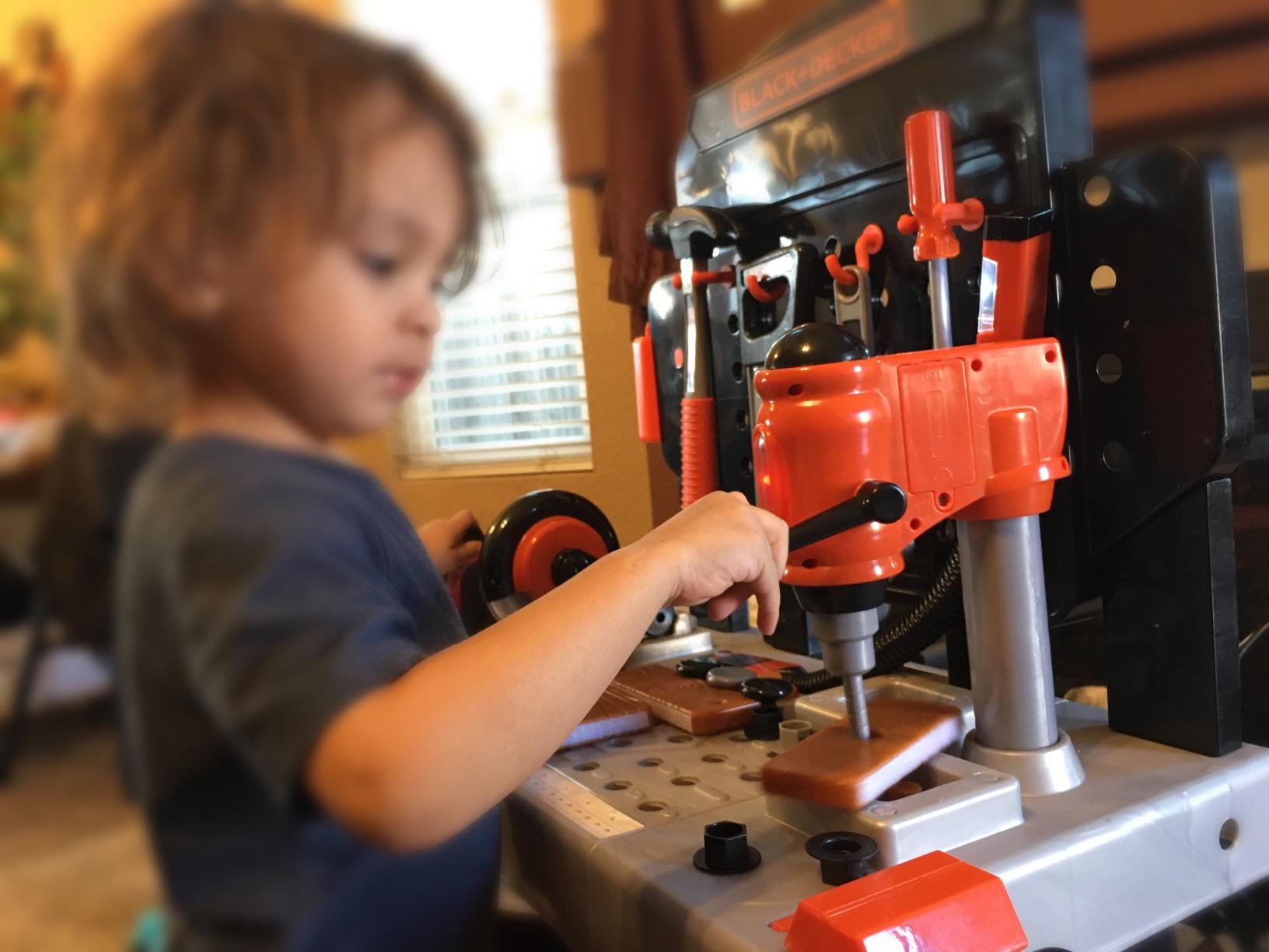 JAKKS Pacific Black+Decker Kids Workbench - Power Tools Workshop - Build Your Own Toy Tool Box - 75 Realistic Toy Tools and Accessories customer photo 2