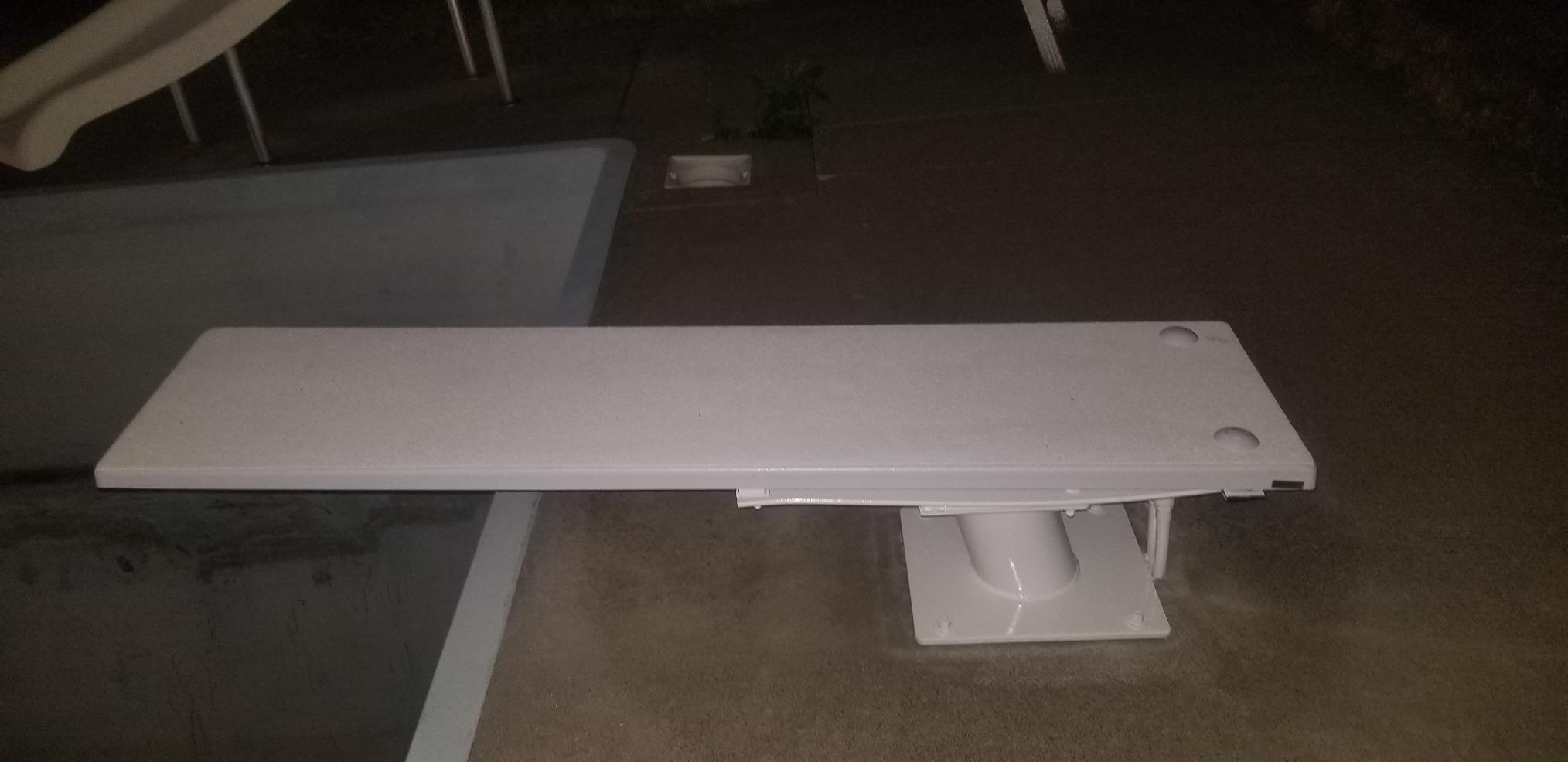 S.R. Smith 66-209-596S2 Frontier III Replacement Diving Board, 6-Feet, Radiant White customer photo 1