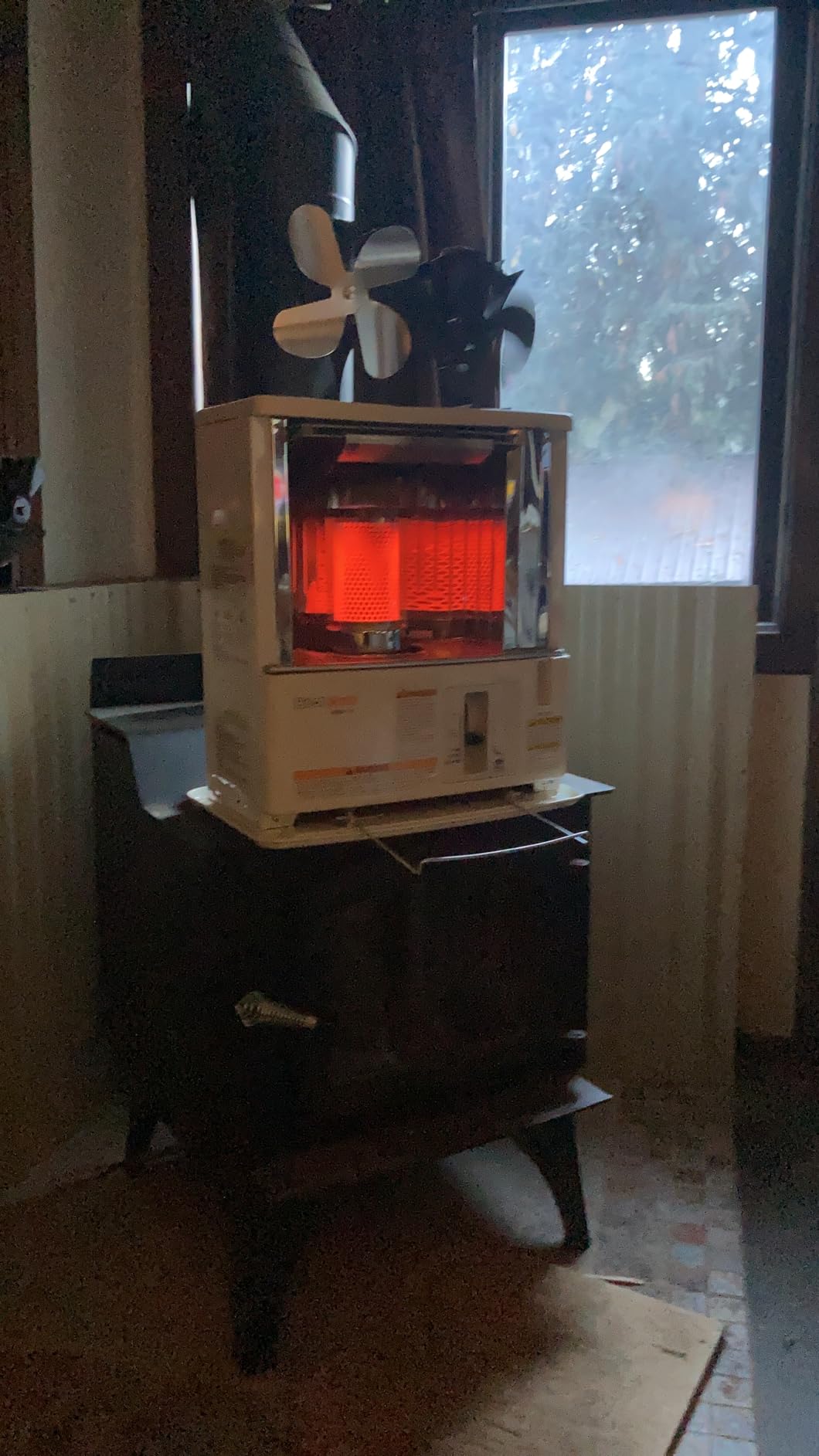 Sengoku HeatMate Portable Kerosene Heater, 10,000 BTU, Cordless, White | Heats Up to 400 Sq Ft, 1.2 Gal Tank, Up to 14 Hr Burn Time, Automatic Safety Shut-Off, Tip-Over Switch, Push-Button Start customer photo 1