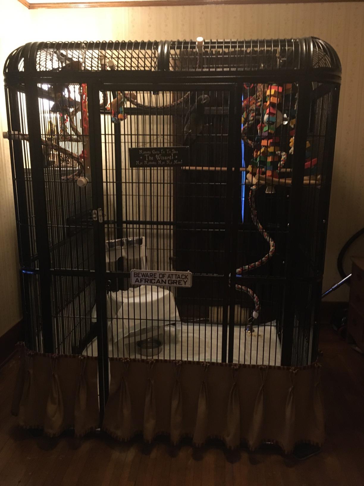 A&E Cage Co WI8662 Walk-in Bird Aviary for Parrots, 86