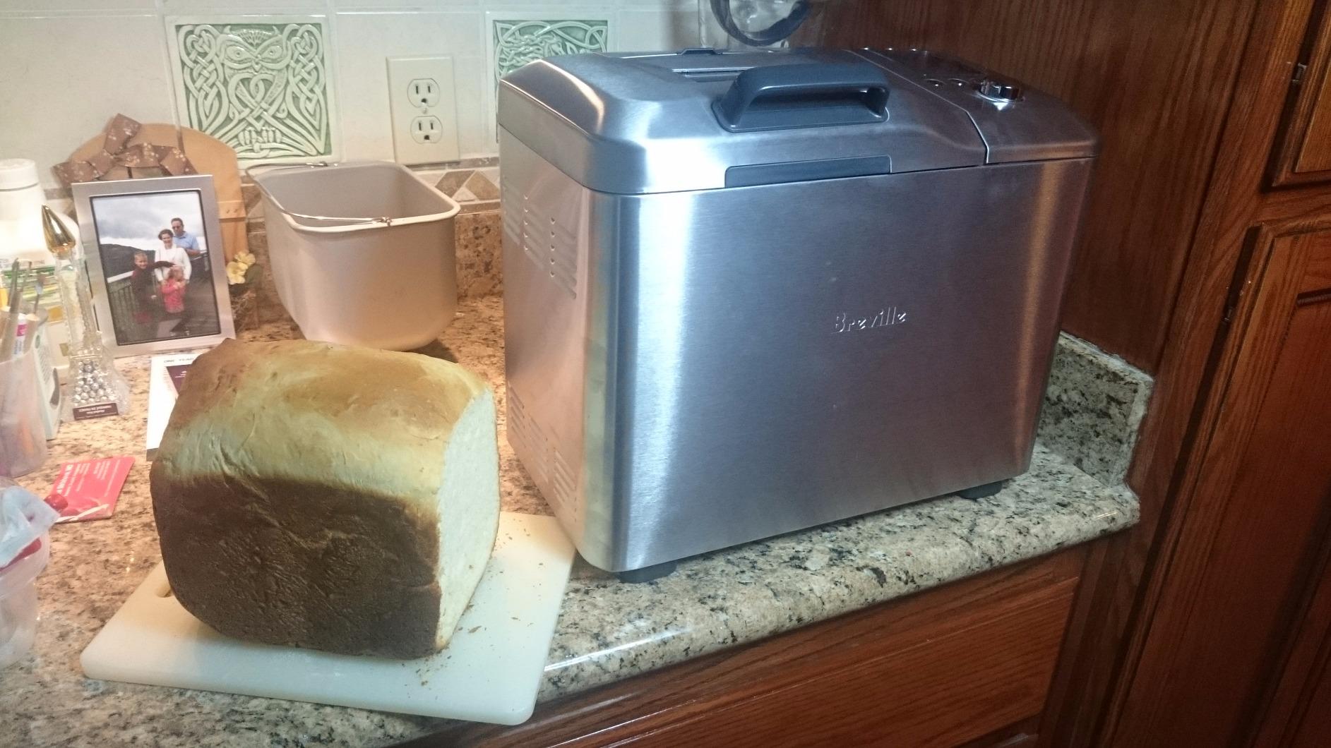 Breville BBM800XL Custom Loaf Bread Maker Machine, Brushed Stainless Steel | Control every detail | Collapsible kneading paddle prevents holes, custom crust settings, automatic fruit & nut dispenser customer photo 2
