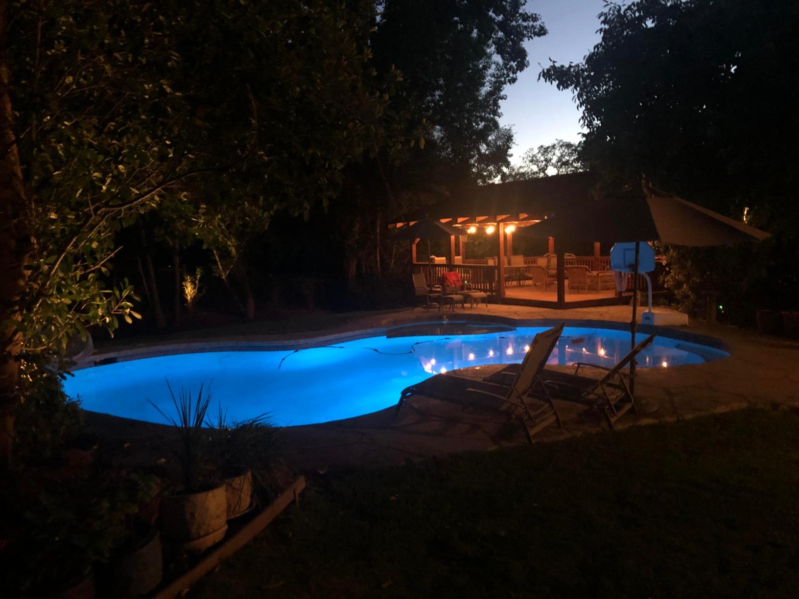 Pentair 601002 IntelliBrite 5G Color Underwater LED Pool Light, 120 Volt, 100 Foot Cord customer photo 1