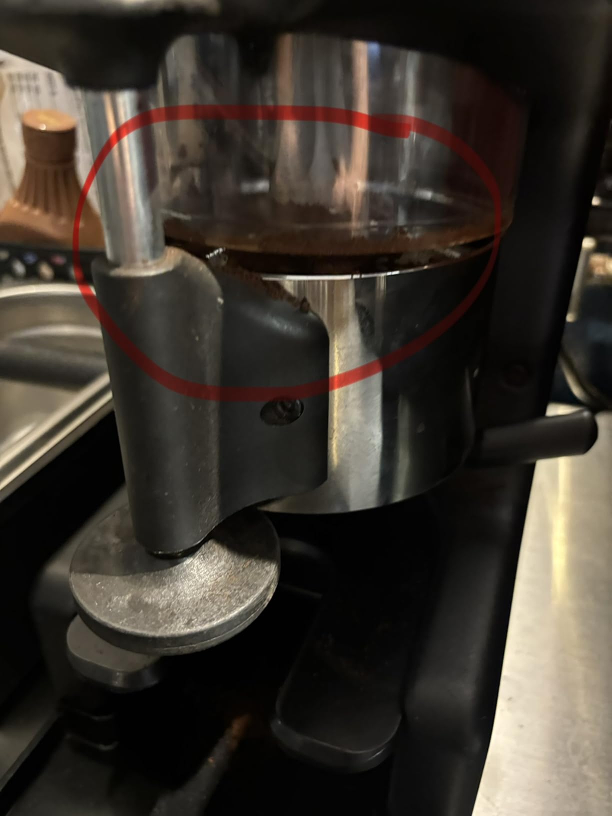 La Pavoni Commercial Coffee Grinder, Large 2.2 pounds, Built-in 58mm Tamper, Red and Stainless Steel customer photo 1