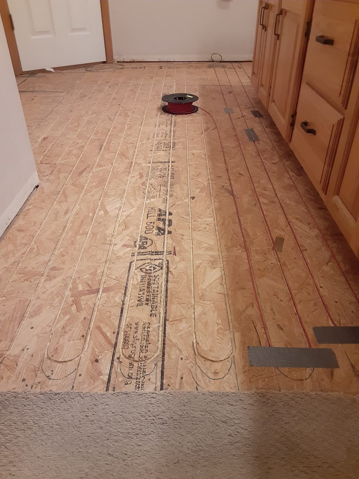 20 Sqft Electric Radiant Floor Heating Cable Kit - 120V Heated Tile Floor System with UWG5 Programmable Thermostat, Sensor, Installation Monitor & 25 Year Warranty, Made in the USA customer photo 2