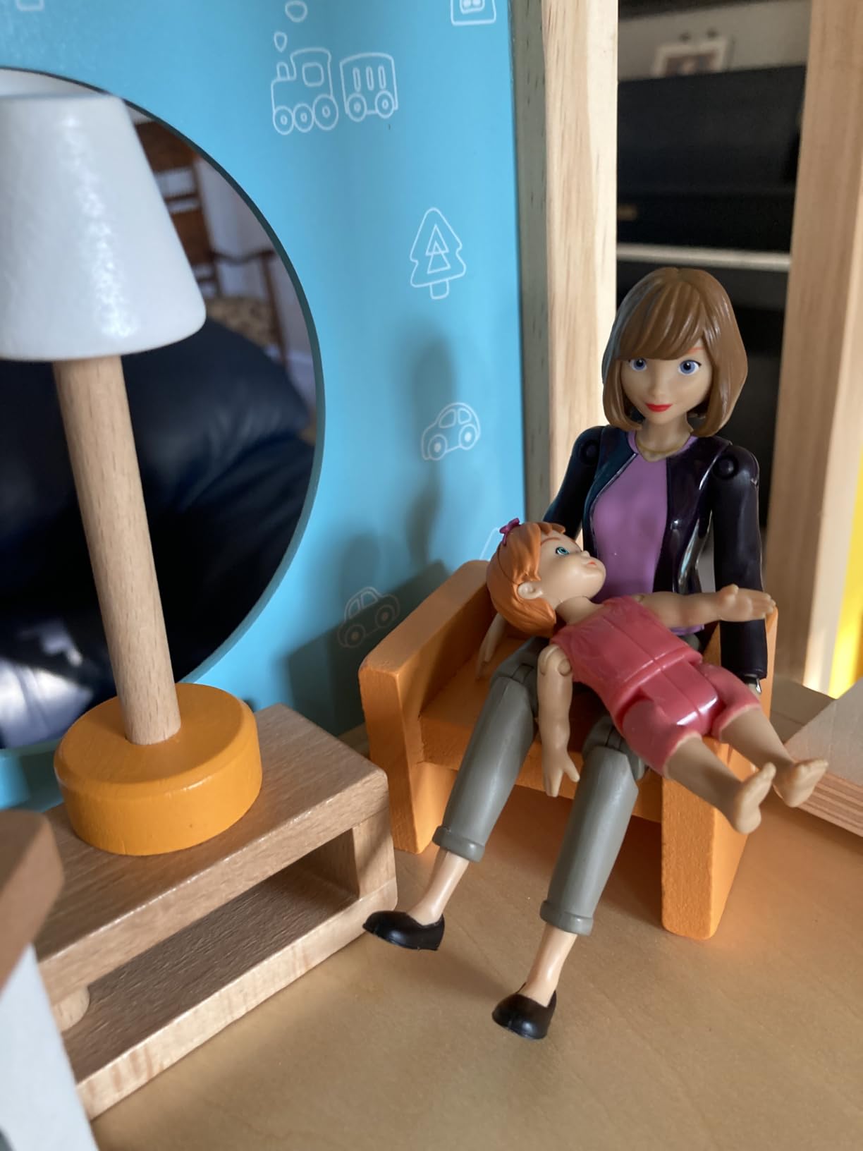 All Seasons Kids Wooden Dollhouse by Hape | Award Winning 3 Story Dolls House Toy with Furniture, Accessories, Movable Stairs and Reversible Season Theme L: 23.6, W: 11.8, H: 28.9 inch customer photo 1