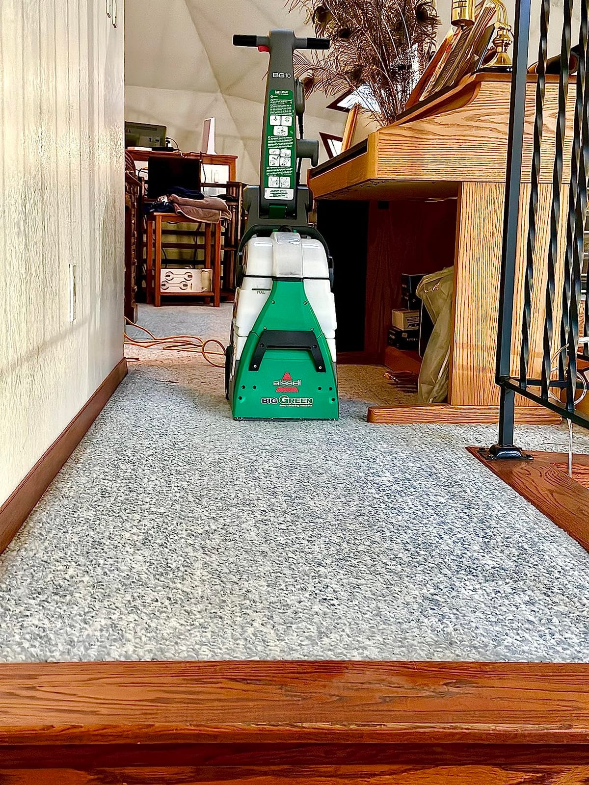 Bissell Commercial Bissell BigGreen Commercial BG10 Deep Cleaning 2 Motor Extractor Machine customer photo 1