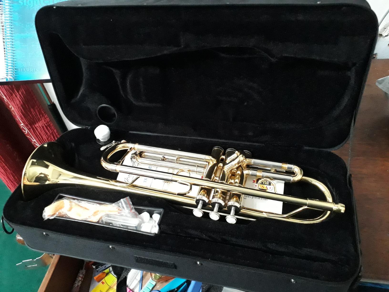 Jean Paul TR-330 Student Bb Trumpet, Two-Piece Yellow Brass Bell, Gold Lacquer Finish customer photo 1