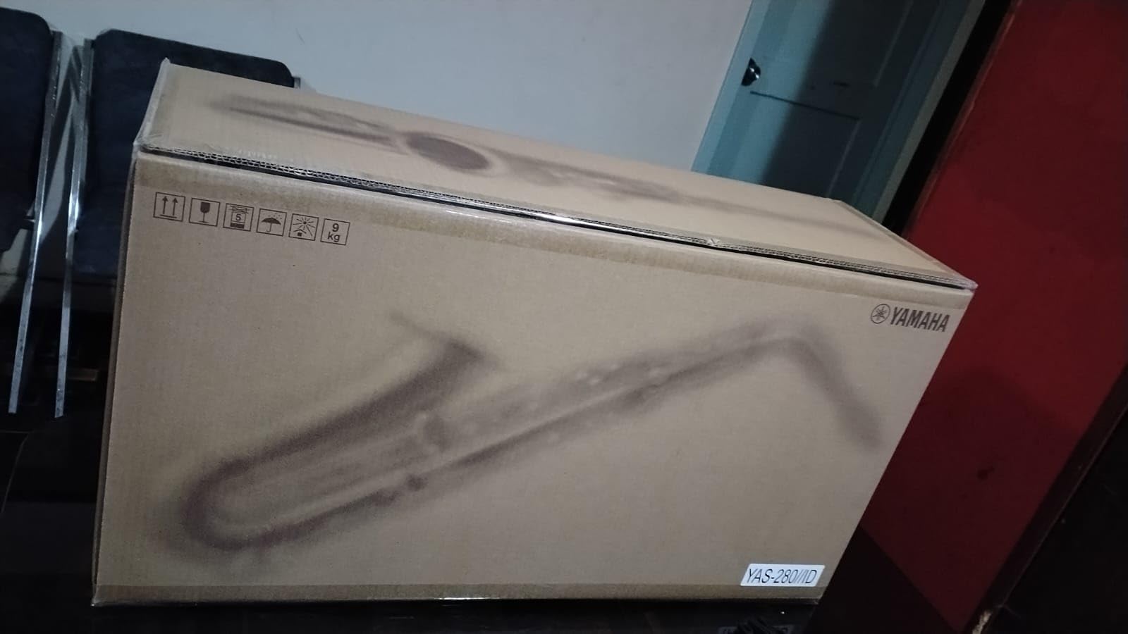 YAMAHA YAS-280 Saxophones Student Alto Saxophones, Eb, Gold Lacquer customer photo 1