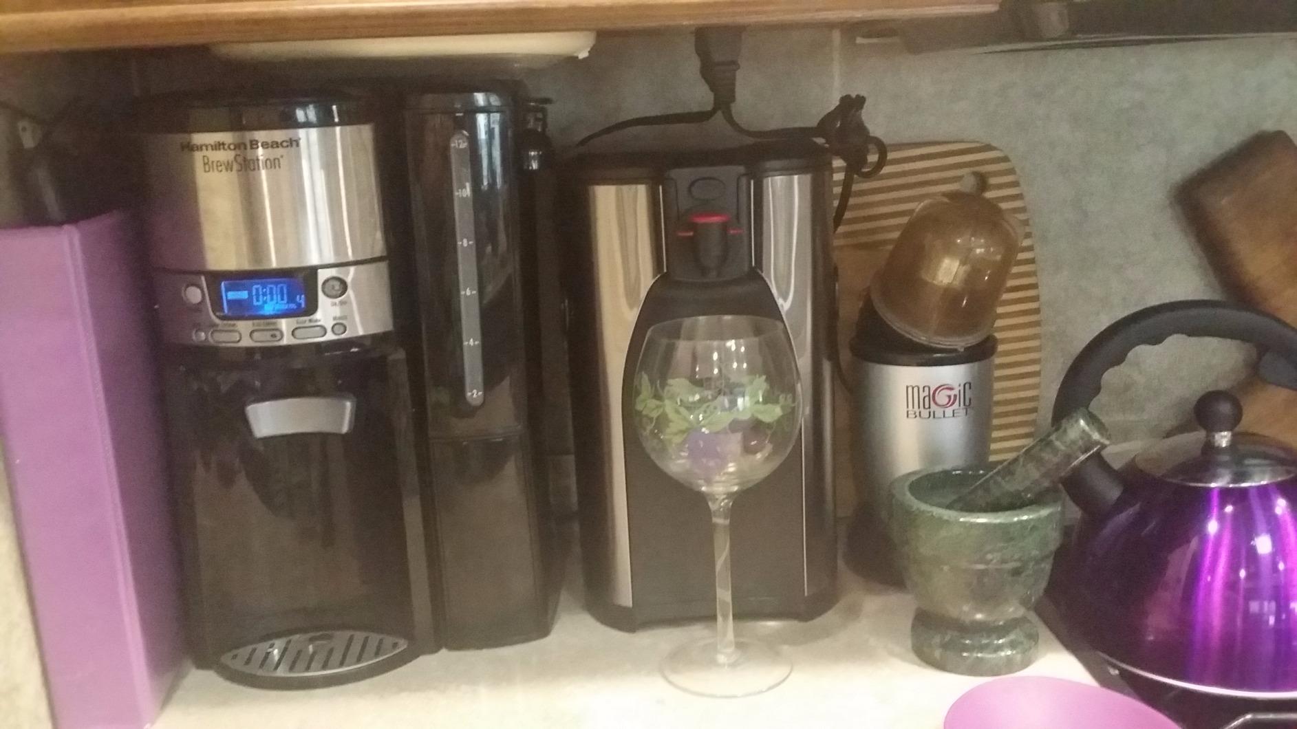 Boxxle Box Wine Dispenser 3L Stainless Steel - Elegant, Efficient, Sustainable - Keeps Wine Fresh for 6 Weeks customer photo 2