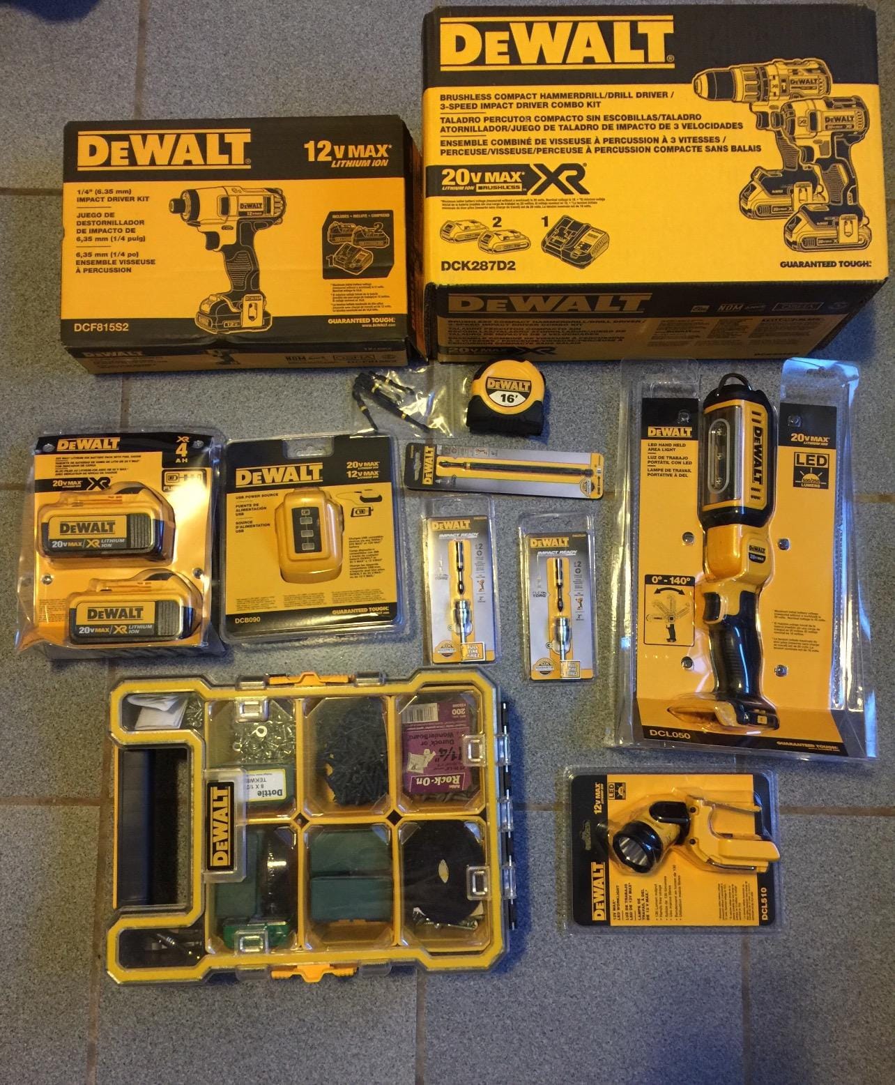 DEWALT 20V MAX XR Battery, 4.0-Ah, 2-Pack (DCB204-2) customer photo 2