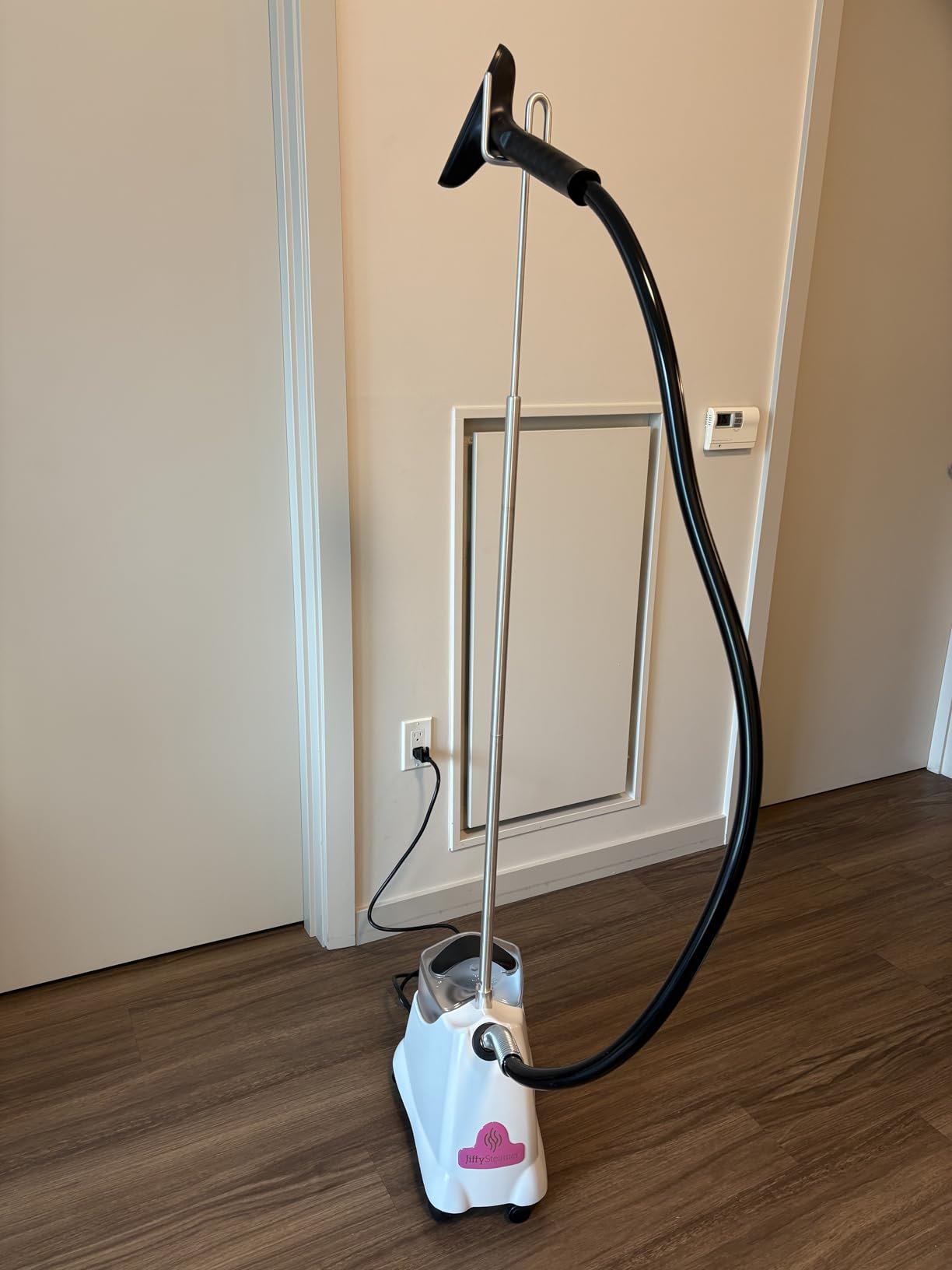 J-2000 Jiffy Garment Steamer with Plastic Steam Head (Pink Series), 120 Volt customer photo 1